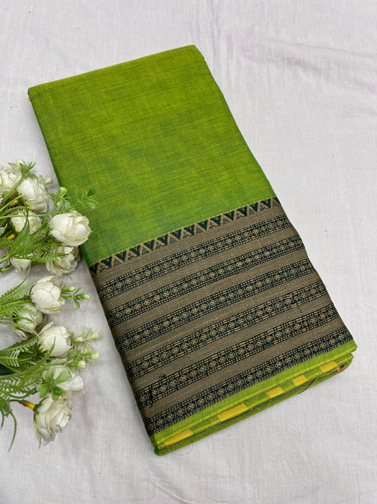 Narayanpet Chakri Border Cotton Saree 06