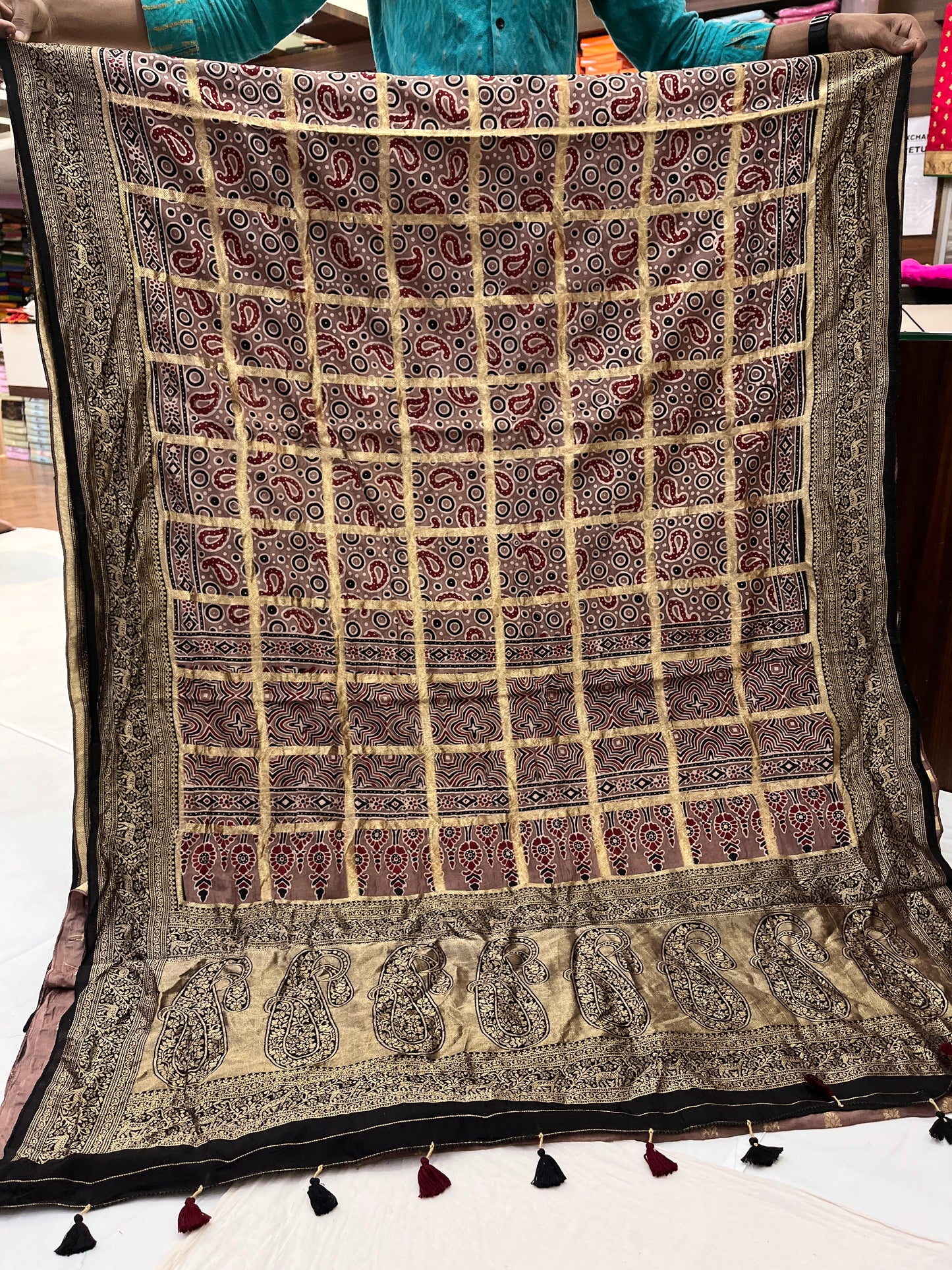 Ajrakh Dola Silk Saree 08