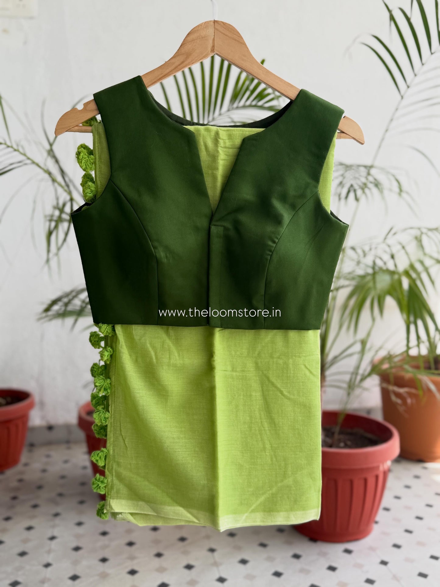 Kairi Panna Saree Blouse Combo Set