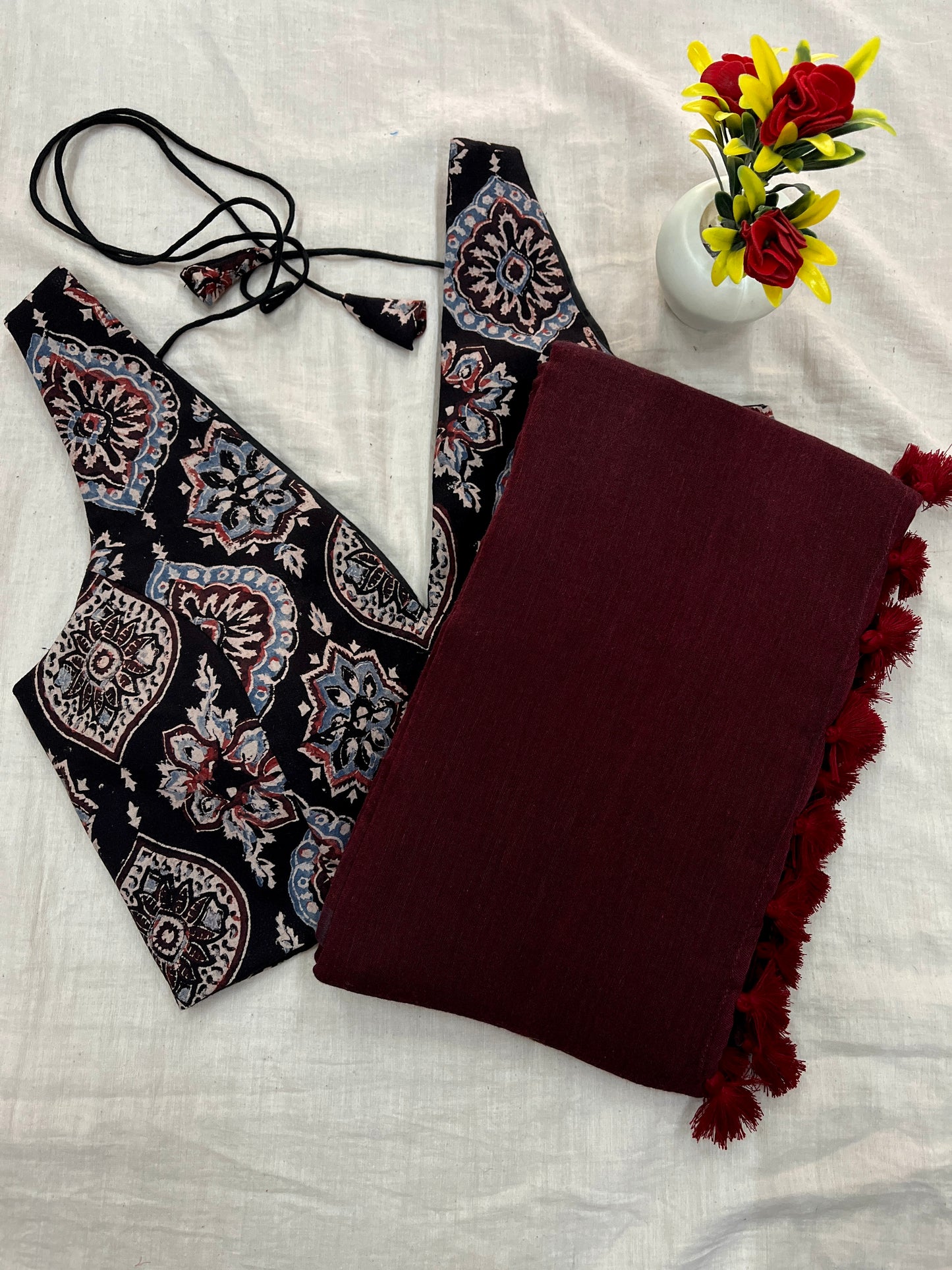 Maroon Mulmul & Black Maroon Ajrakh Saree Blouse Set.