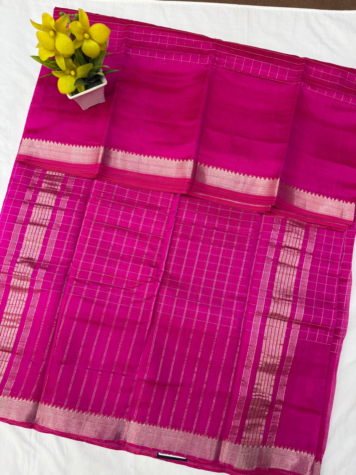 Pink Silver Checks Mangalgiri Handloom Sarees
