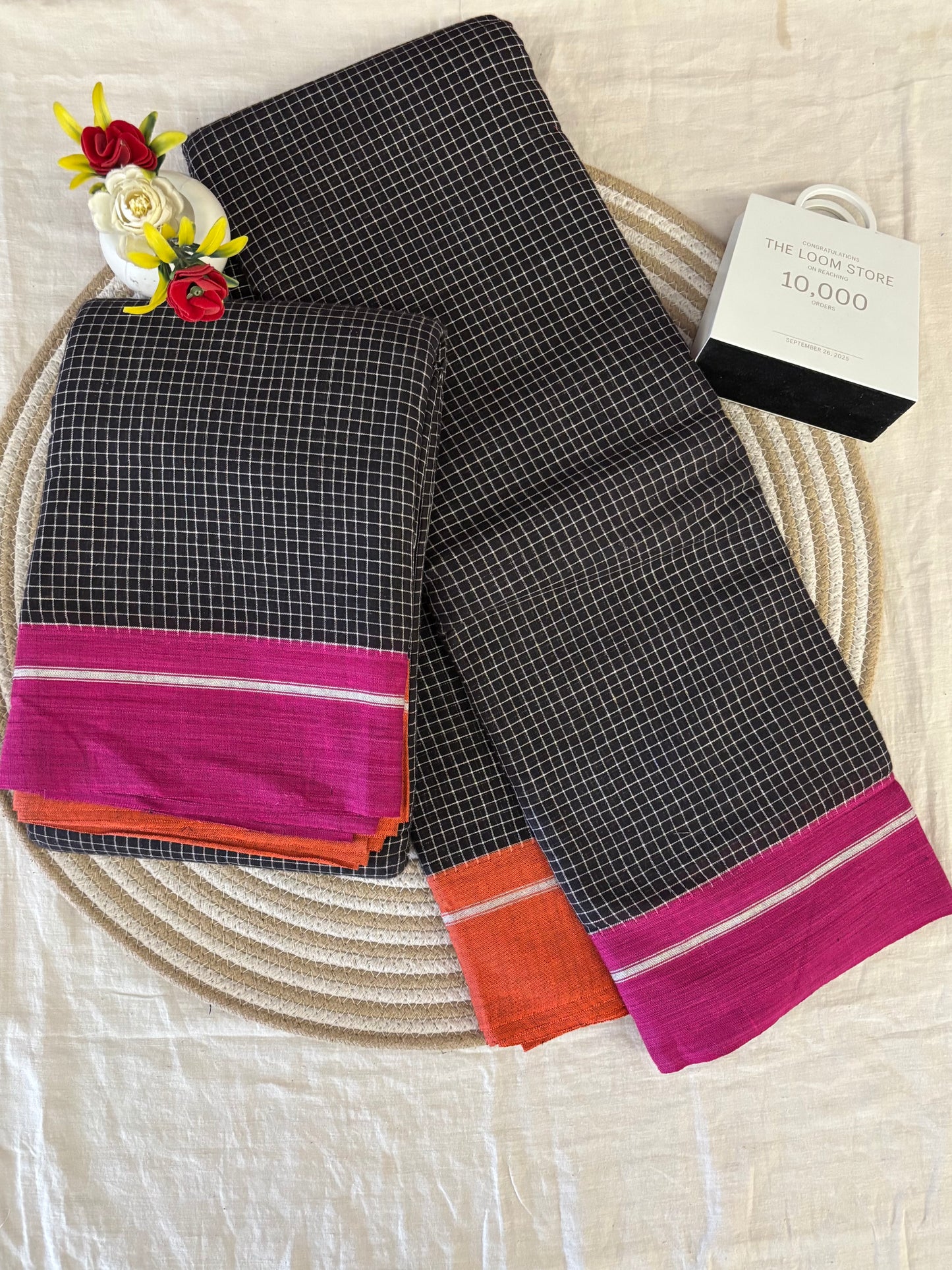 Black Patteda Anchu Saree With Pink Orange Border
