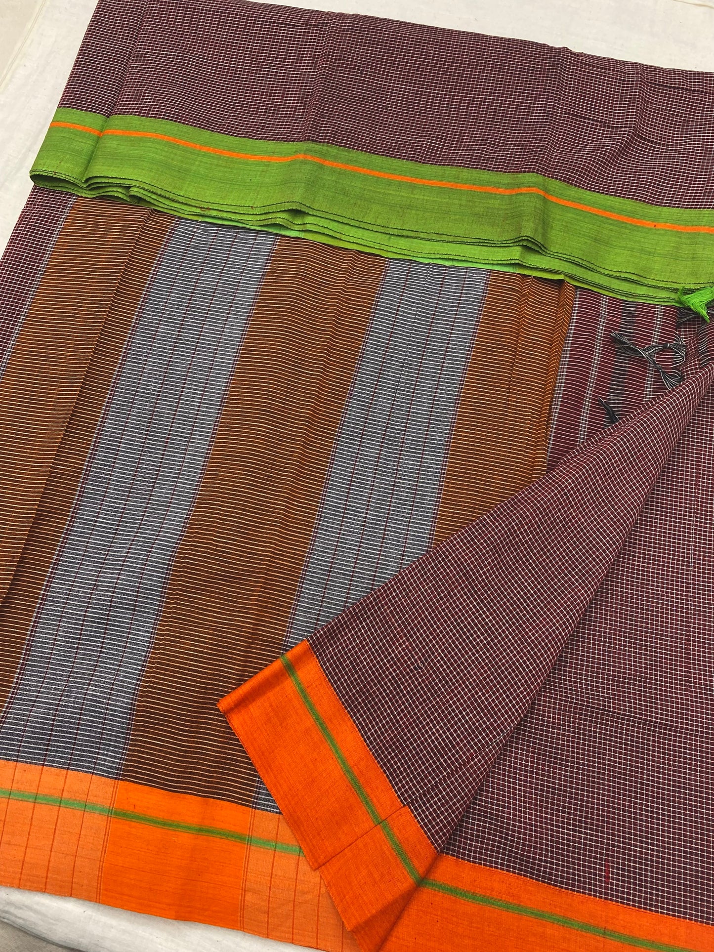 Orange-Red Border Rustic Patteda Anchu Saree