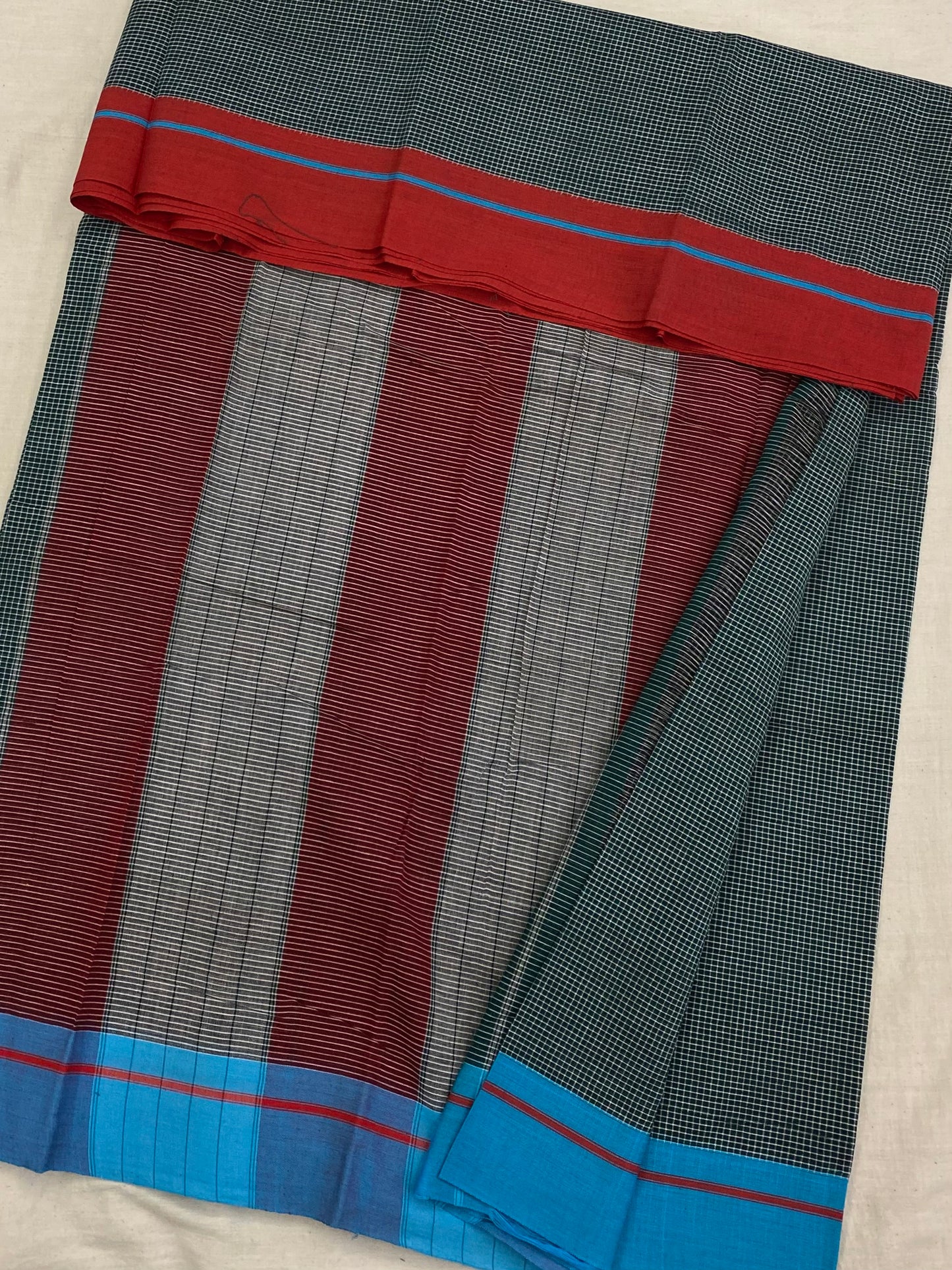 Red-Blue Border Green Patteda Anchu Saree