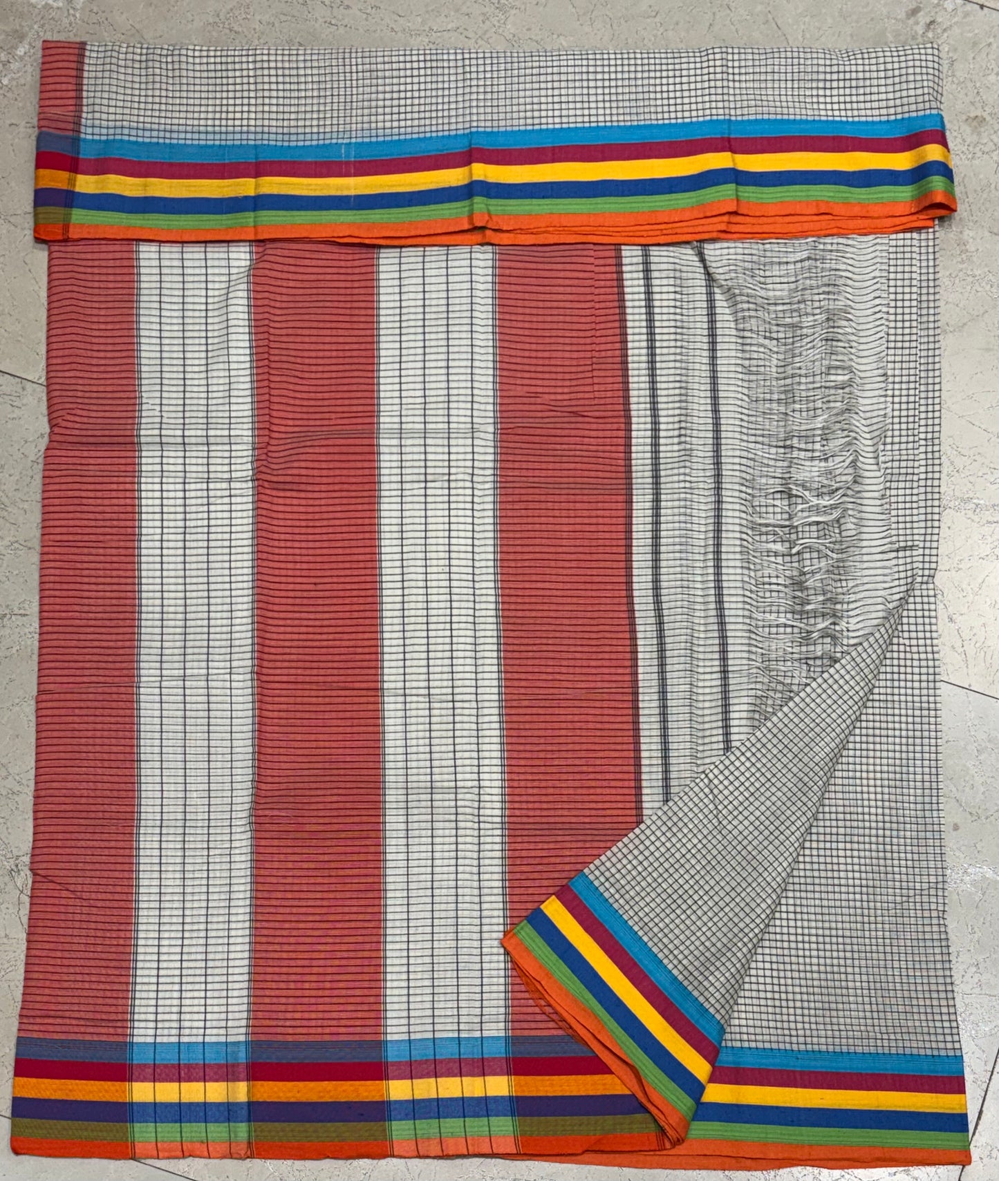 White Patteda Anchu Saree With Multicoloured Border