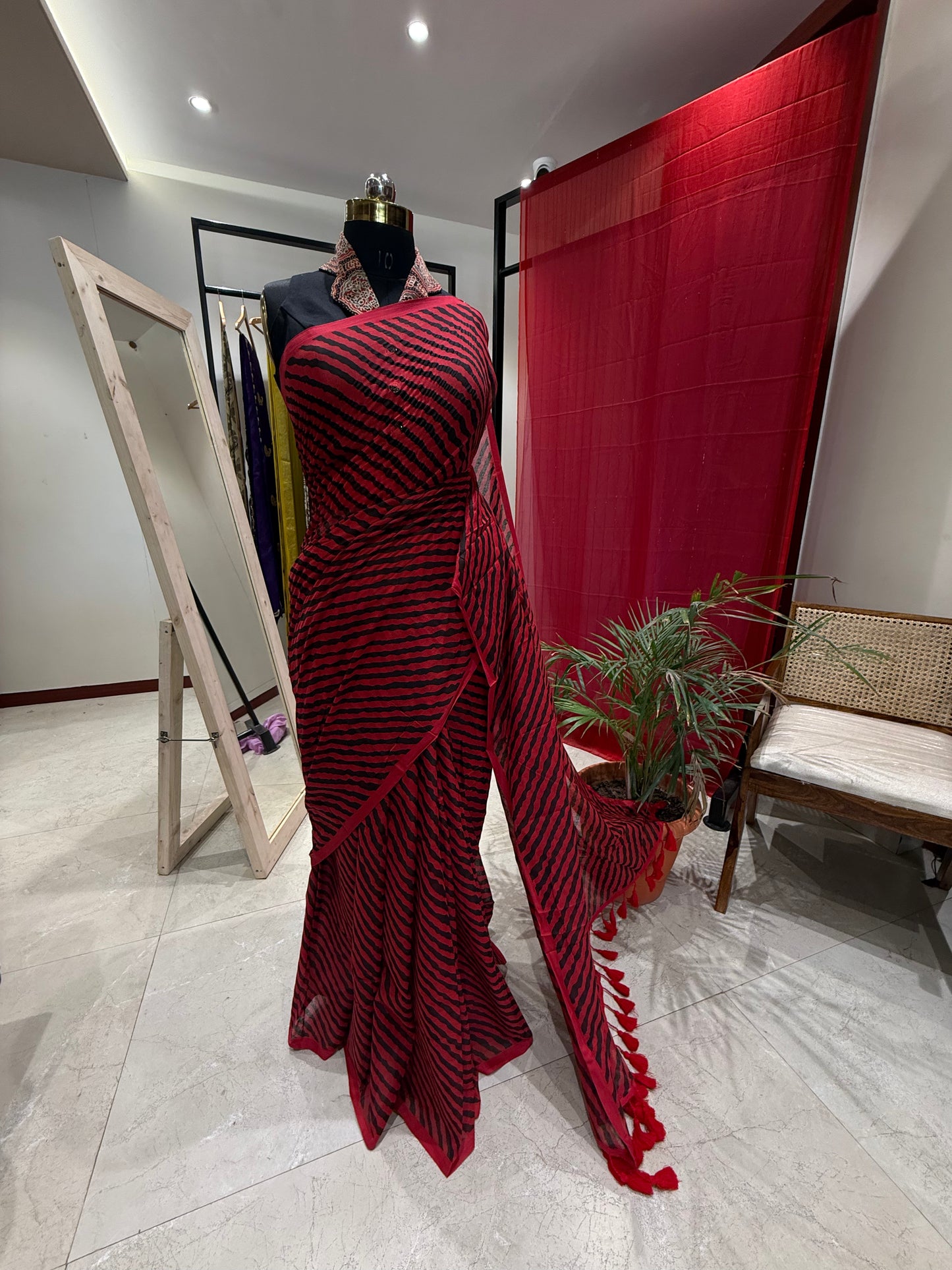 Black Red Lehriya Ajrakh Saree Blouse Set (Combo Set)