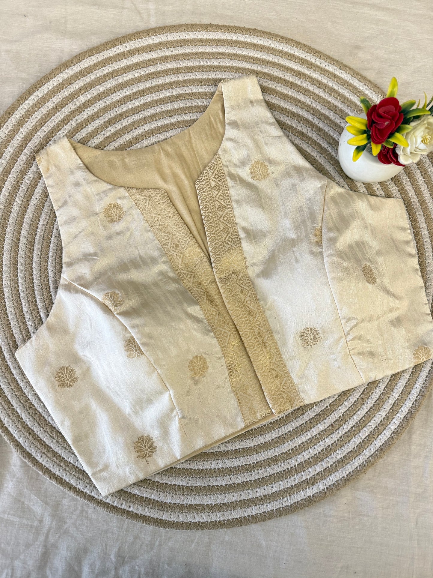 Onam Patta Racer Back Dupion Silk Blouse