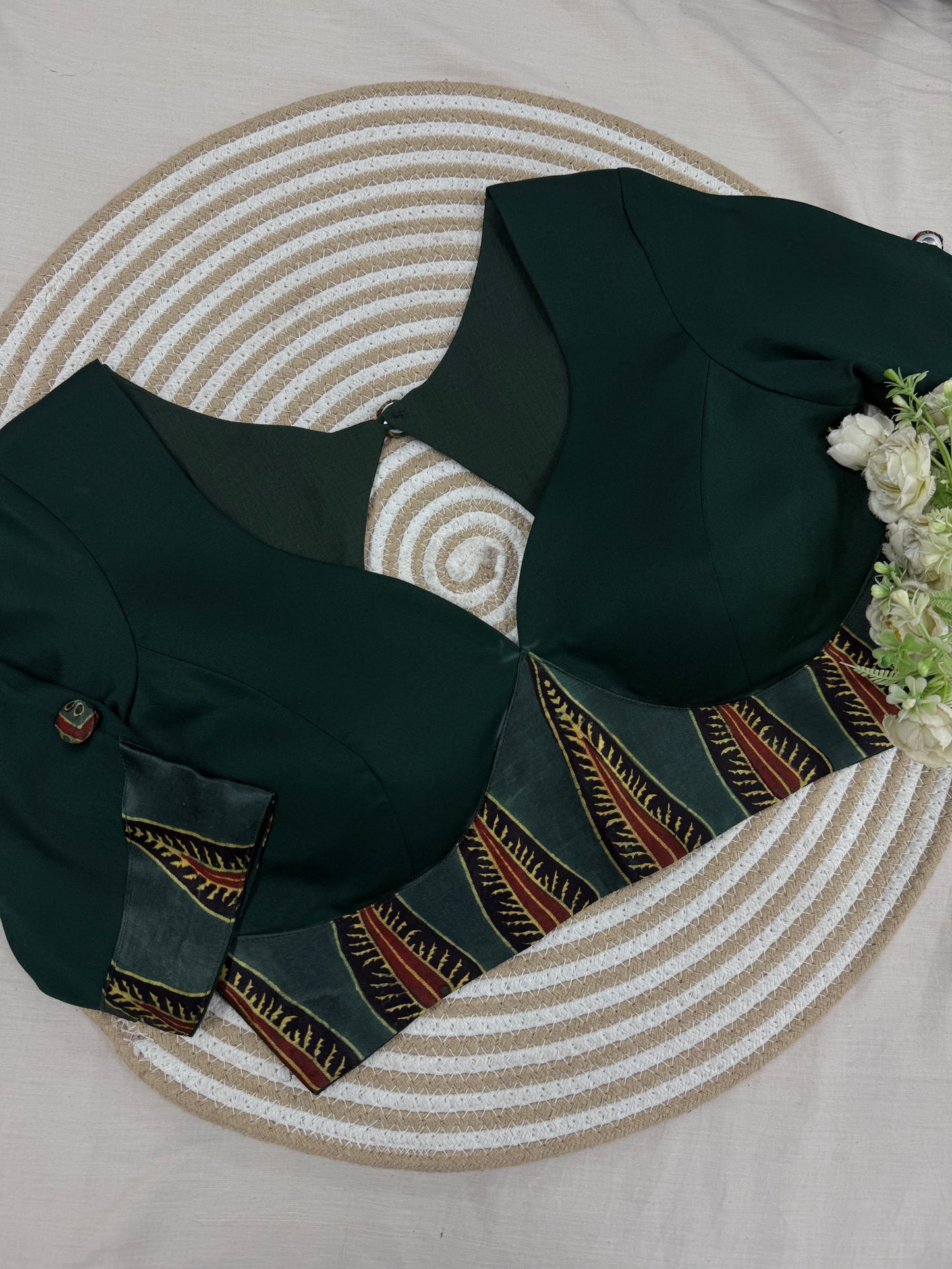 Hariyali Elbow Sleeves Blouse