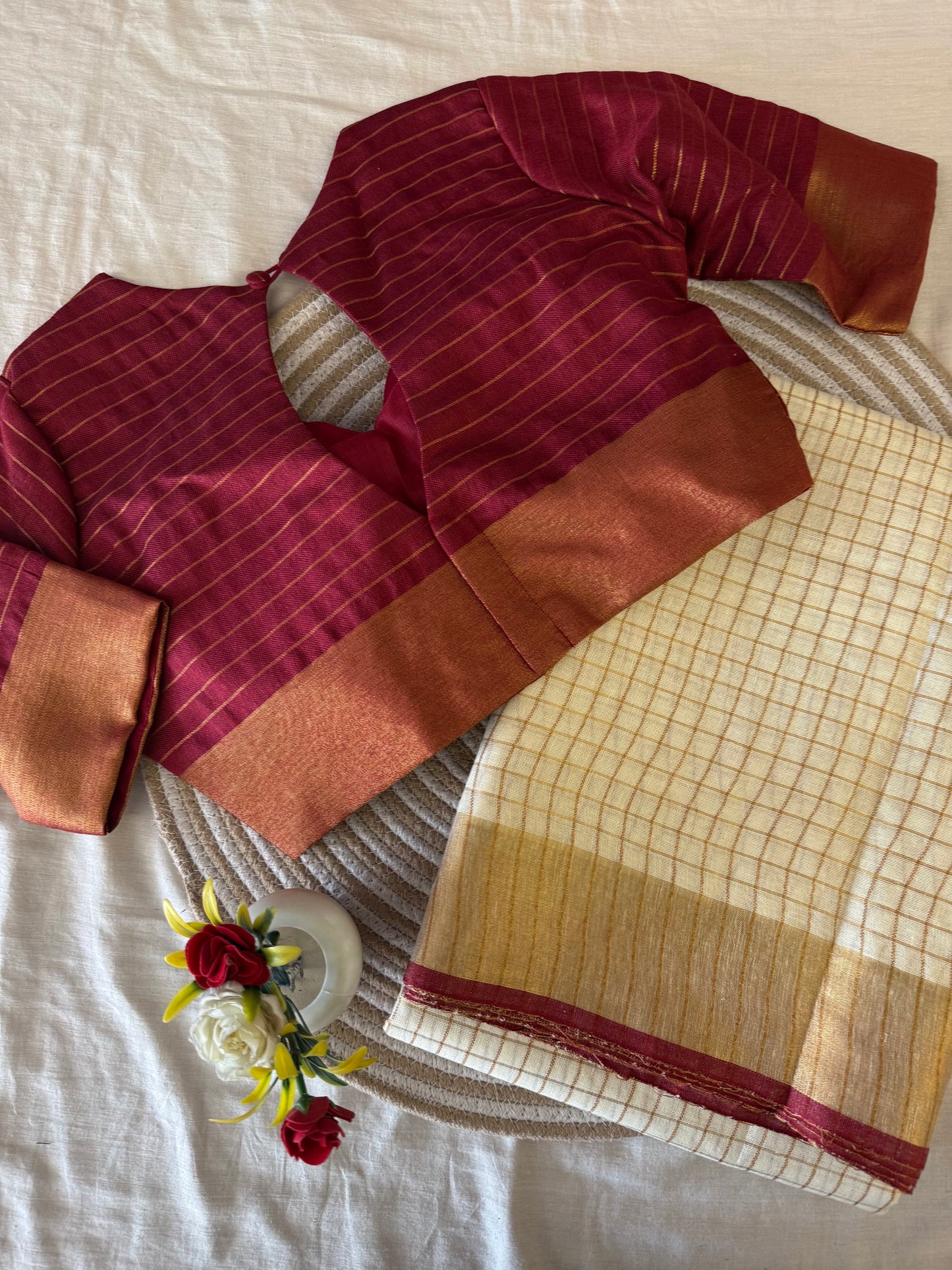 Chandrika Maroon Linen Saree Blouse Set