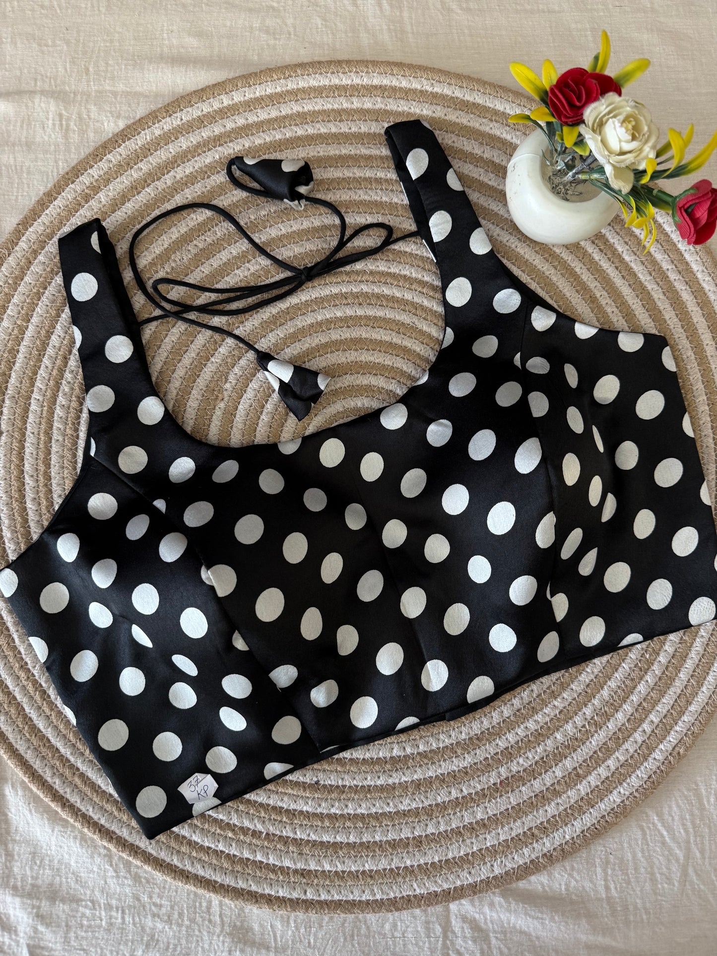 Bobby Print Black Sleeveless Blouse