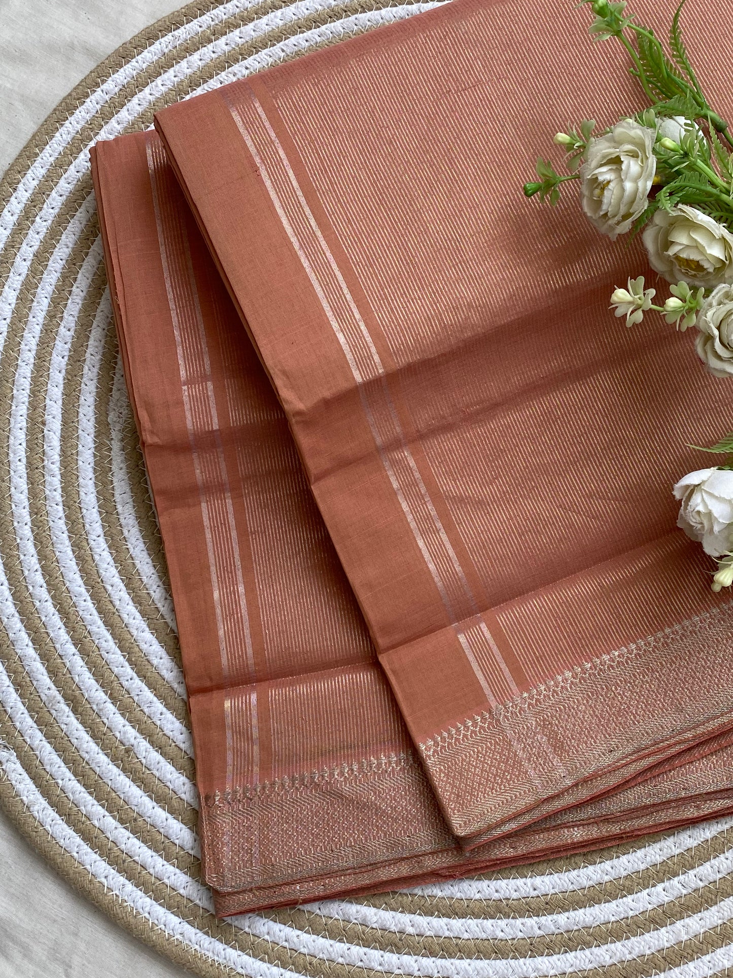 Nizam Silver Border Mangalgiri Saree 03