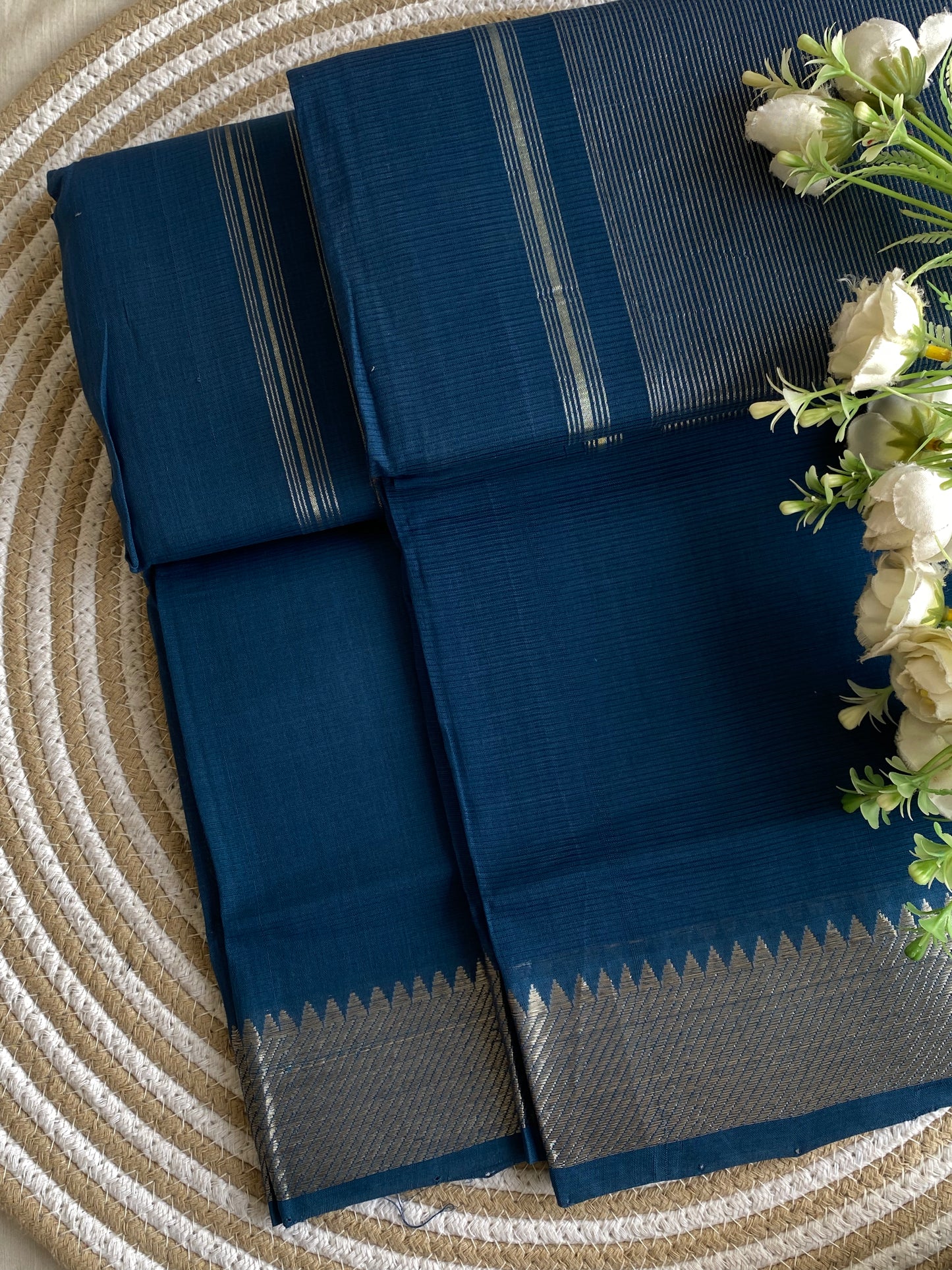 Silver Border Mangalgiri Cotton Saree 19