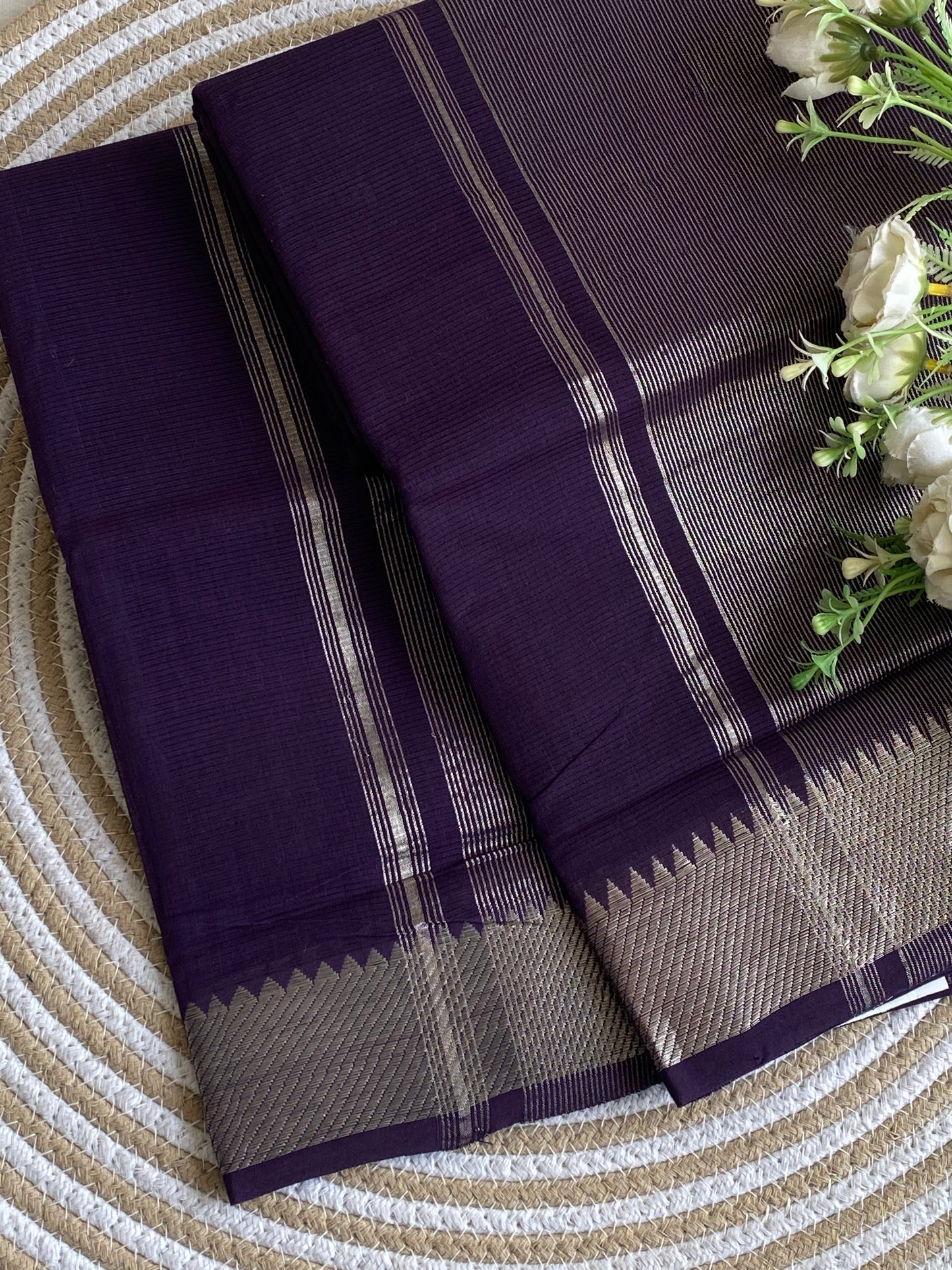 Silver Border Mangalgiri Cotton Saree 21