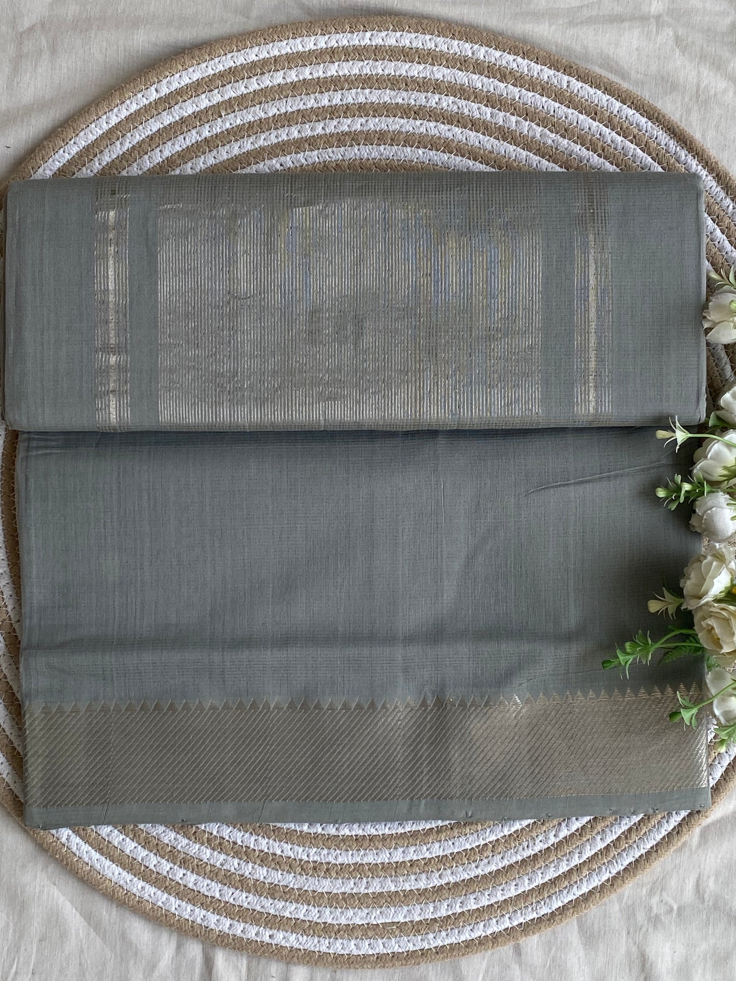 Silver Border Mangalgiri Cotton Saree 20