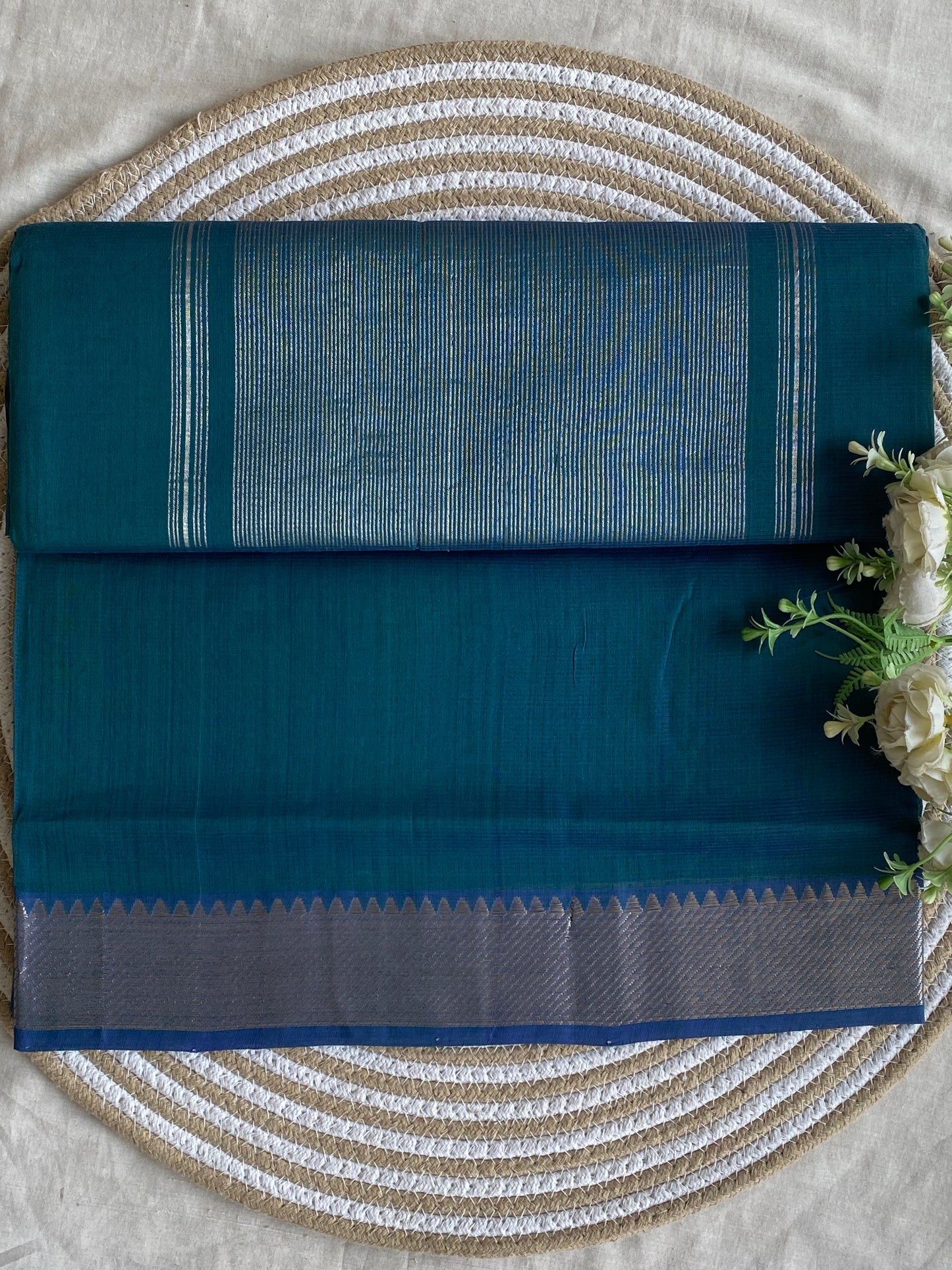 Silver Border Mangalgiri Cotton Saree 24