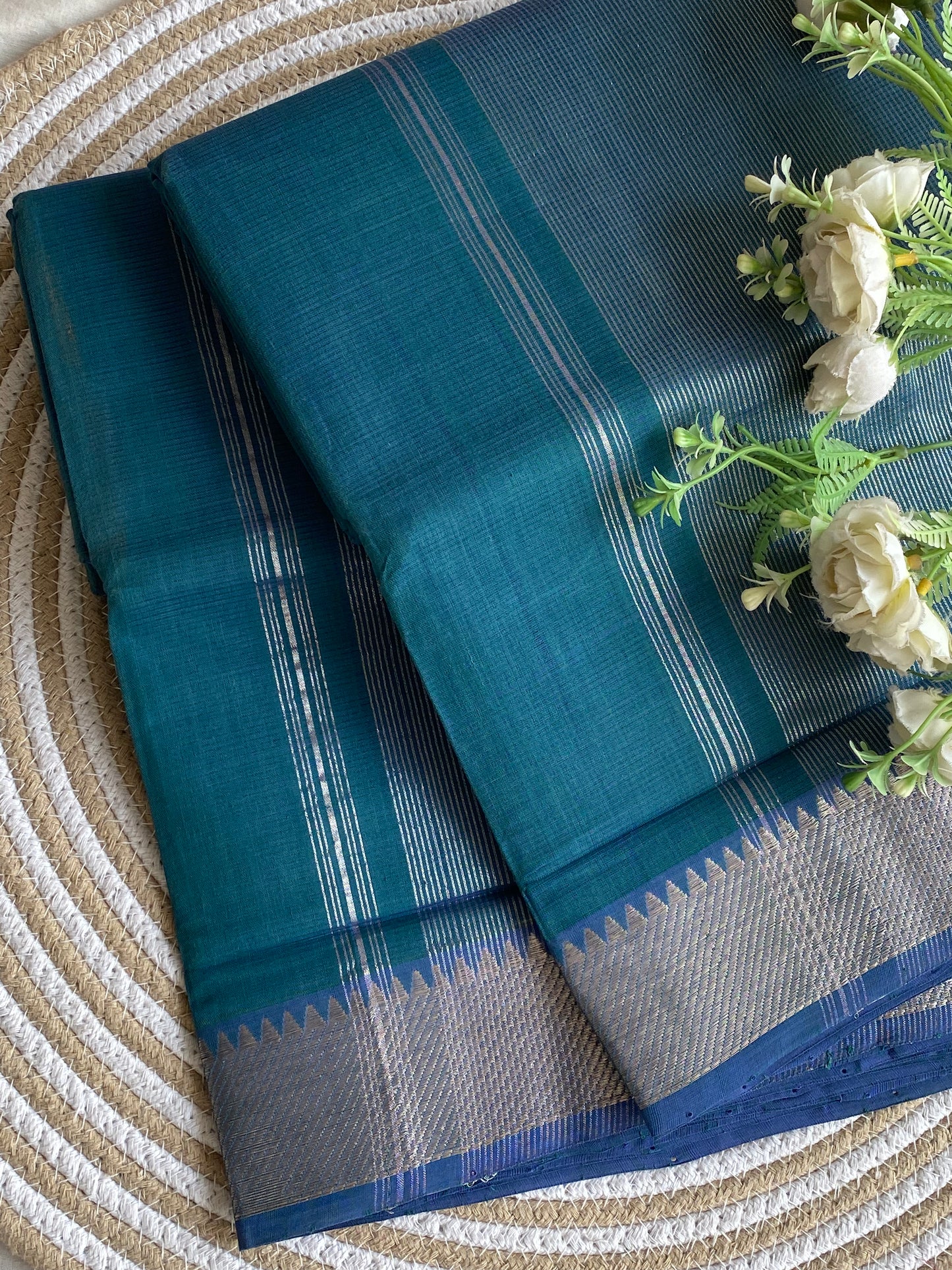 Silver Border Mangalgiri Cotton Saree 24