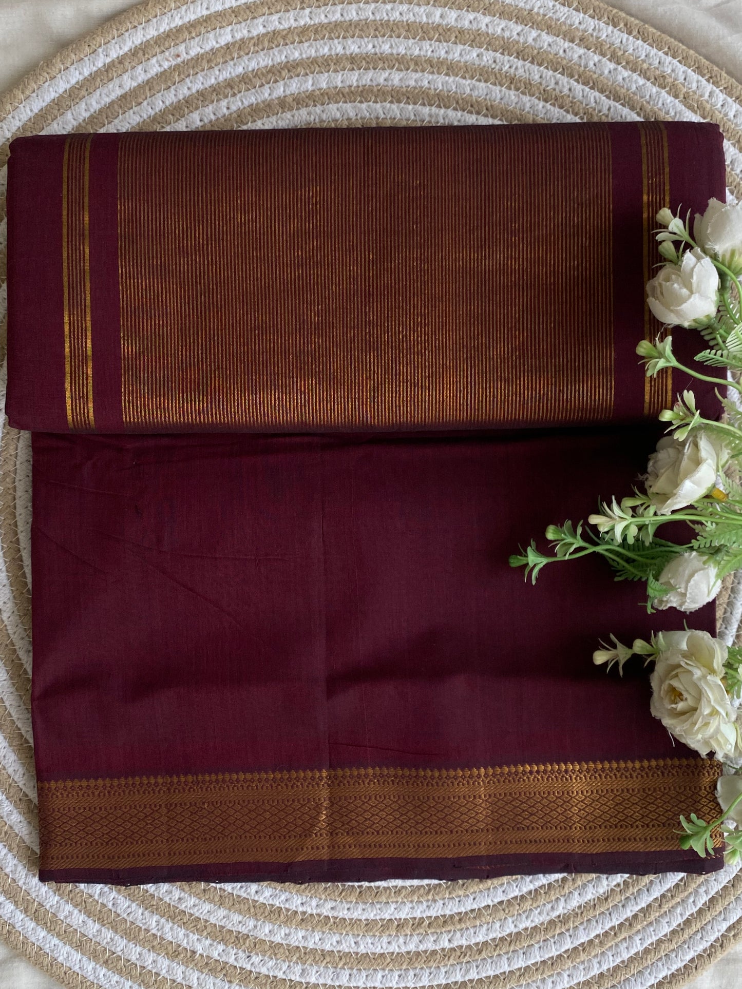 Nizam Golden Border Mangalgiri Saree 01