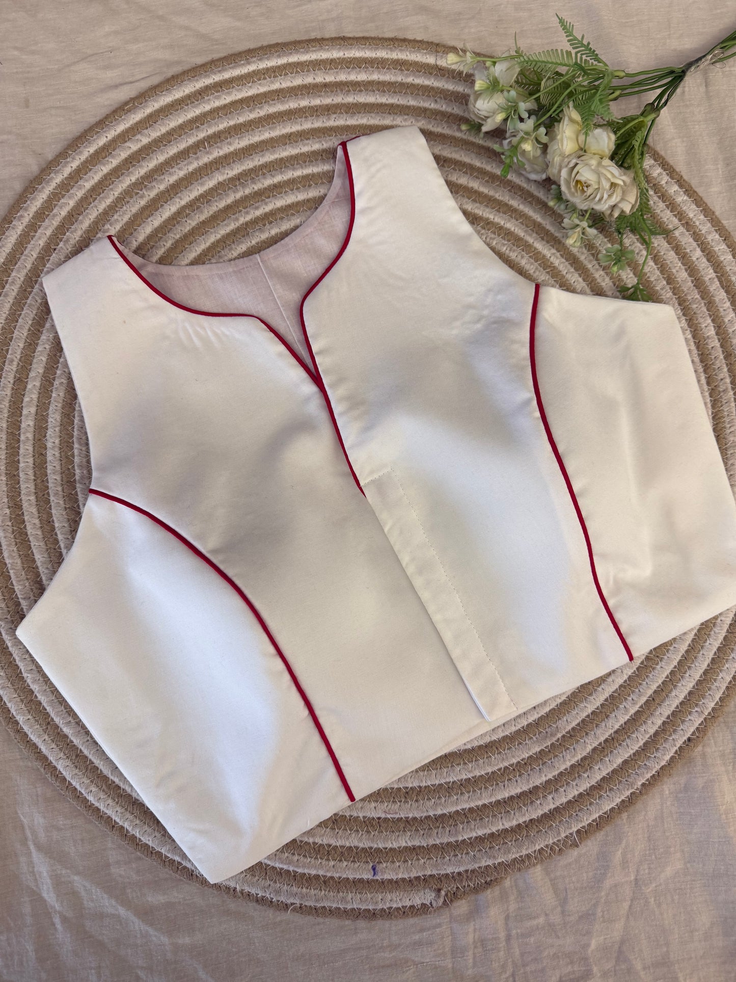 Laal Paar Pujo Racer Back Blouse (Dispatch Starts 10th Sept 2026)