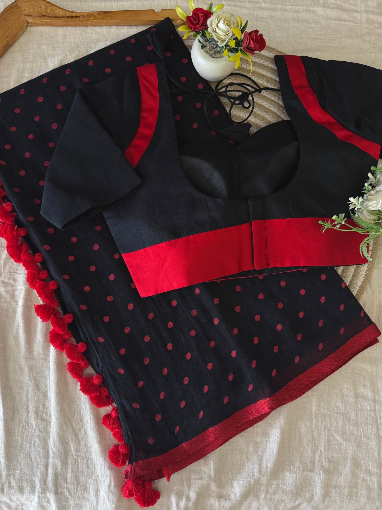Red Black Lable Saree Blouse Combo Set (Pre Order Dispatch Start 23th Sept 2026)