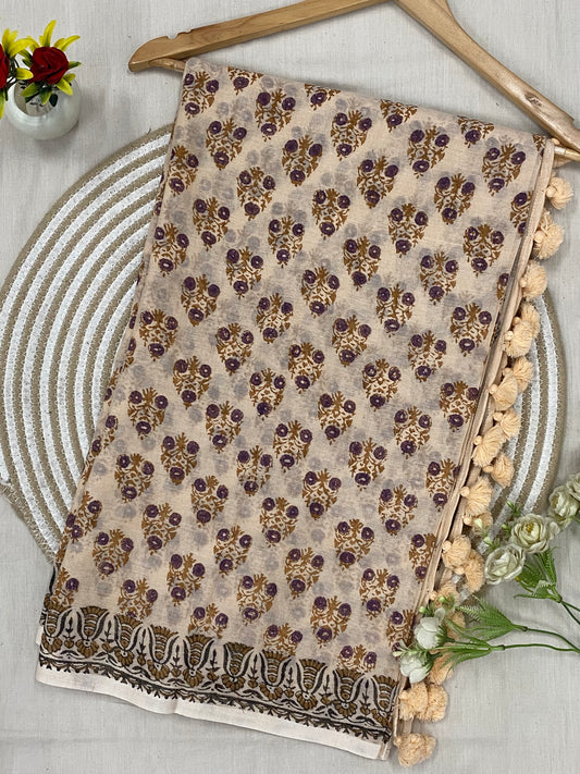 Ajrakhiya Mulmul Saree