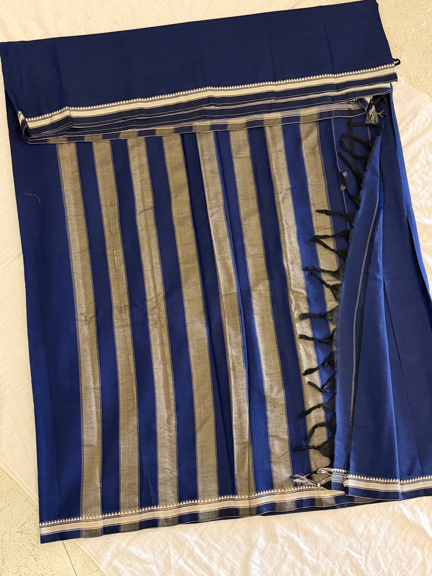 Vijaypura Aari Border Cotton Saree - 10