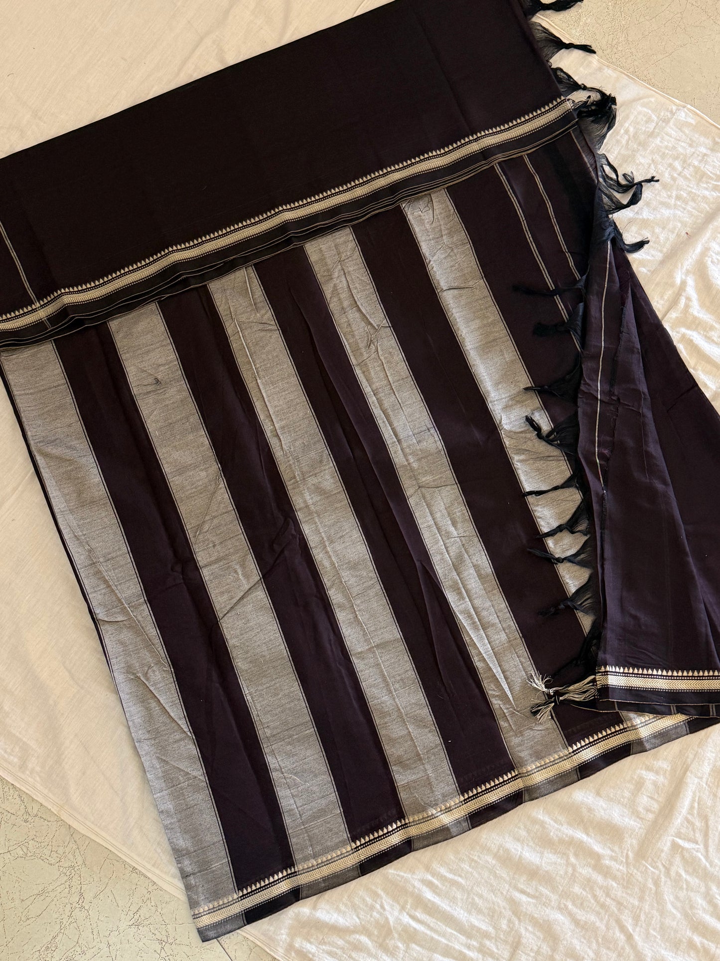 Vijaypura Aari Border Cotton Saree - 15