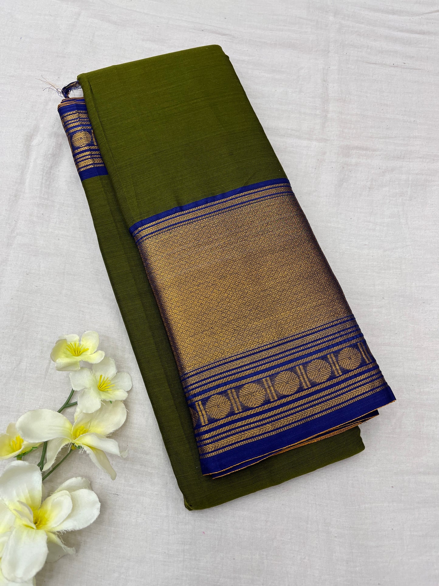 Vijaypura Big Zari Border Saree