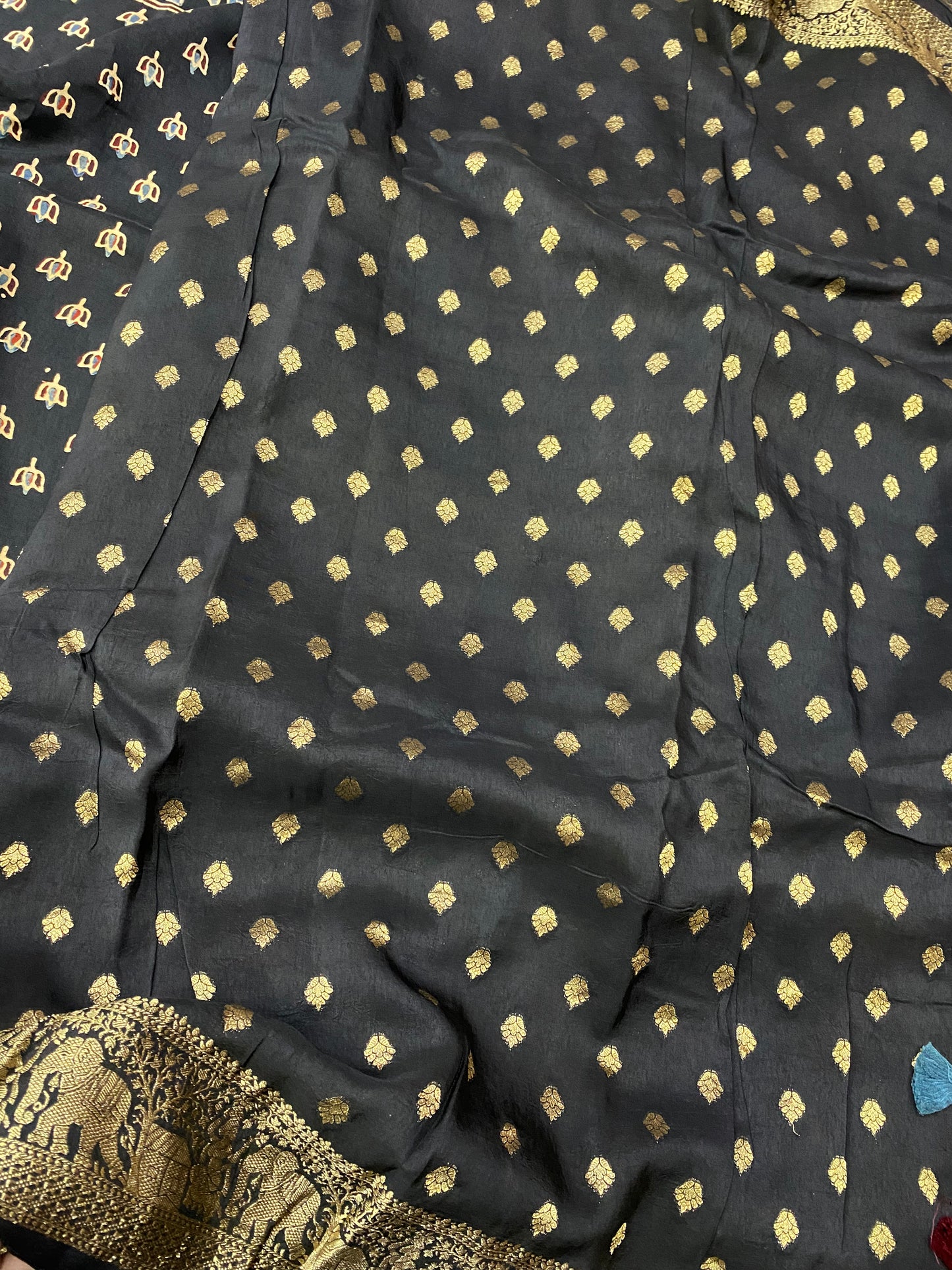 Ajrakh Dola Silk Saree 04