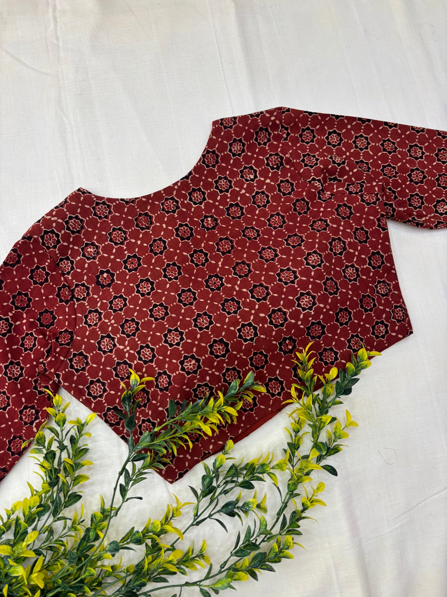 Kuyaru Rust Formal Sleeves Blouse