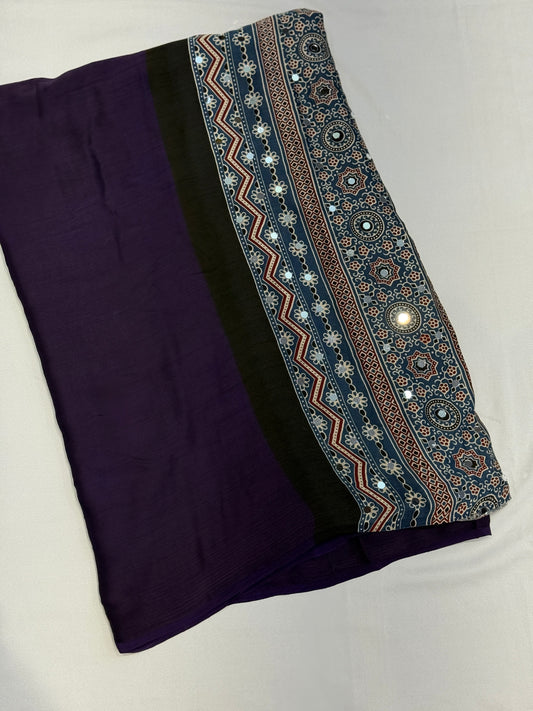 Ajrakh Plain Glued Mirror Work Saree 04