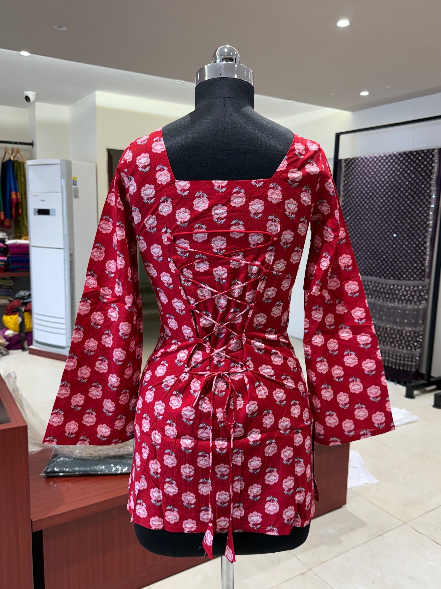 Laali Short Kurti
