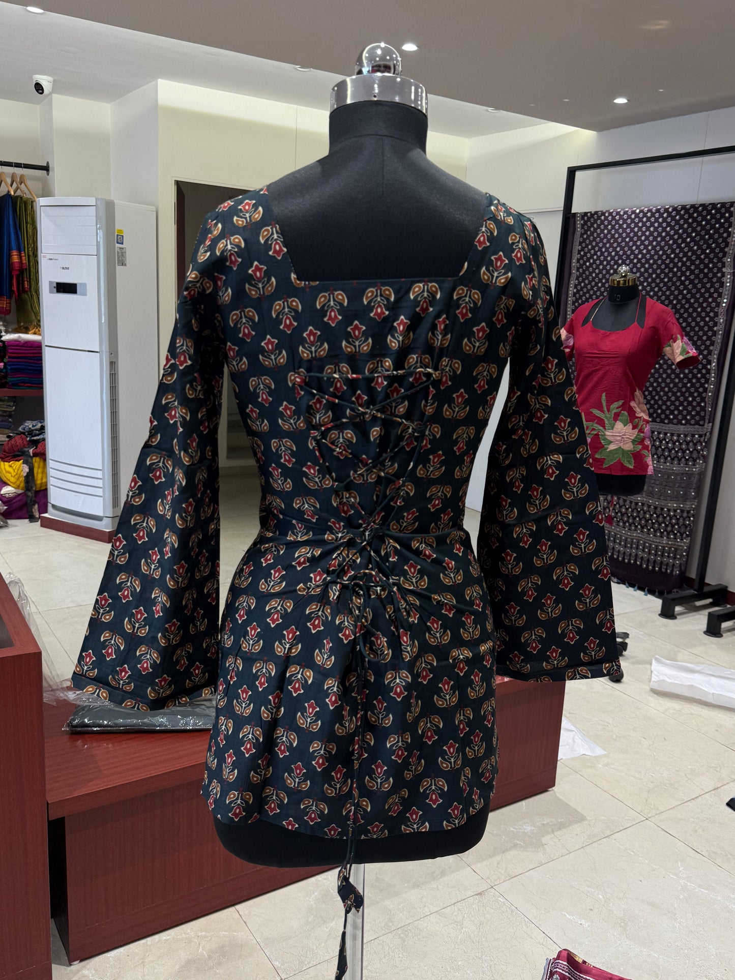 Hariyali Short Kurti