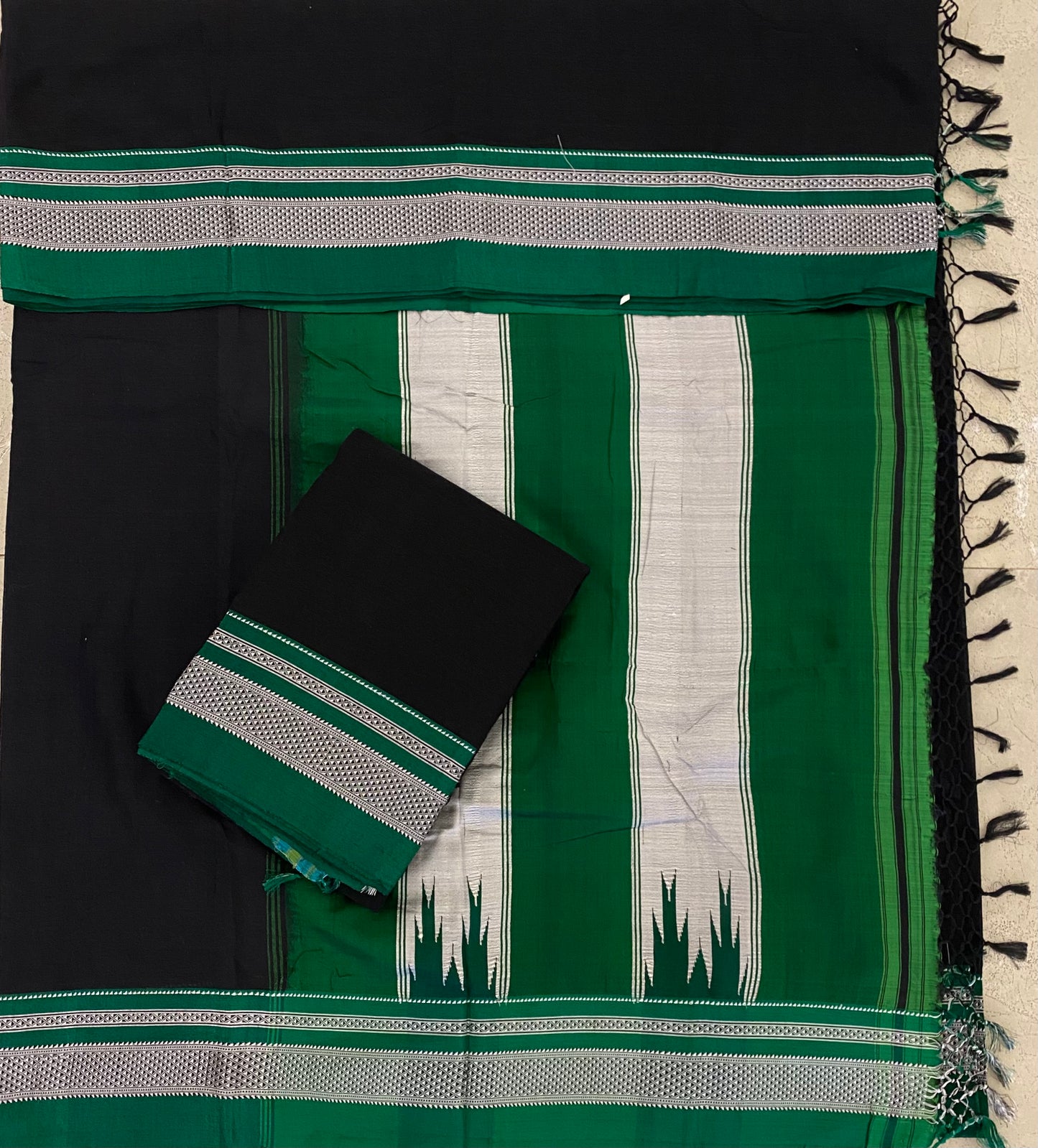Black Green Handloom Ikkal Cotton Saree