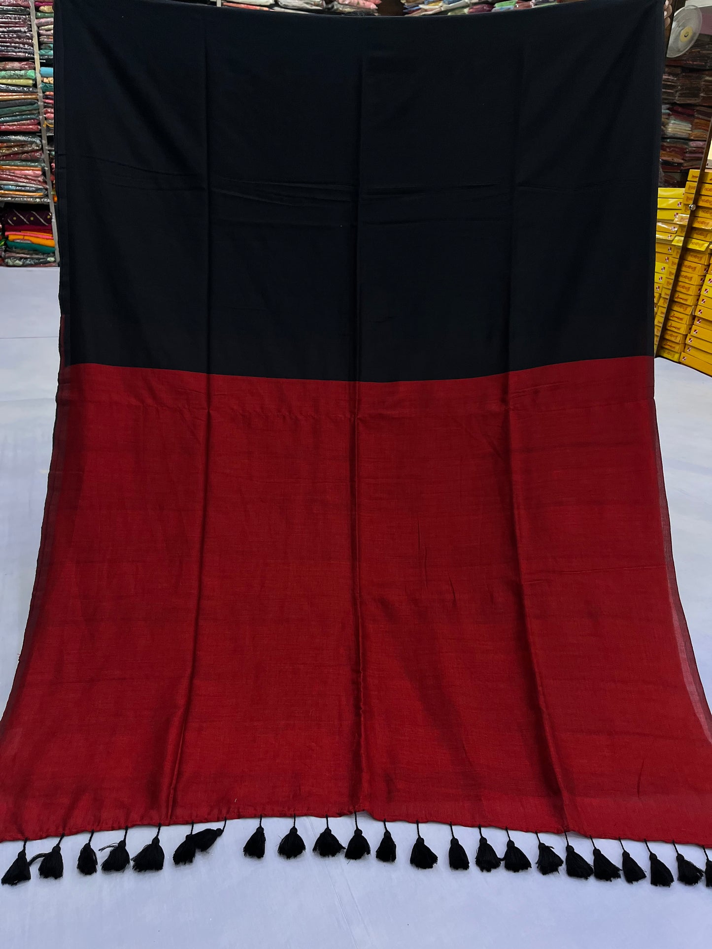 Red Black Acrylic Cotton Saree