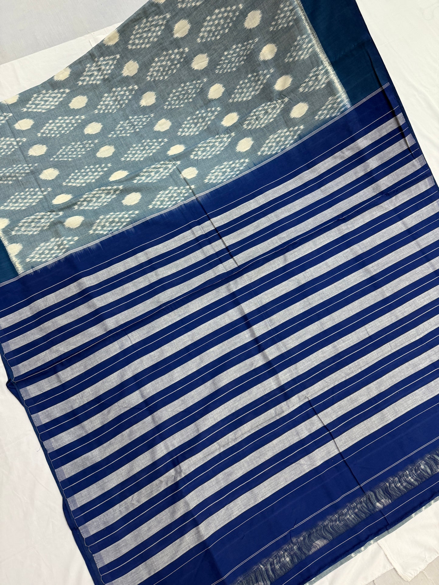 Handloom Single Ikkat Saree 04