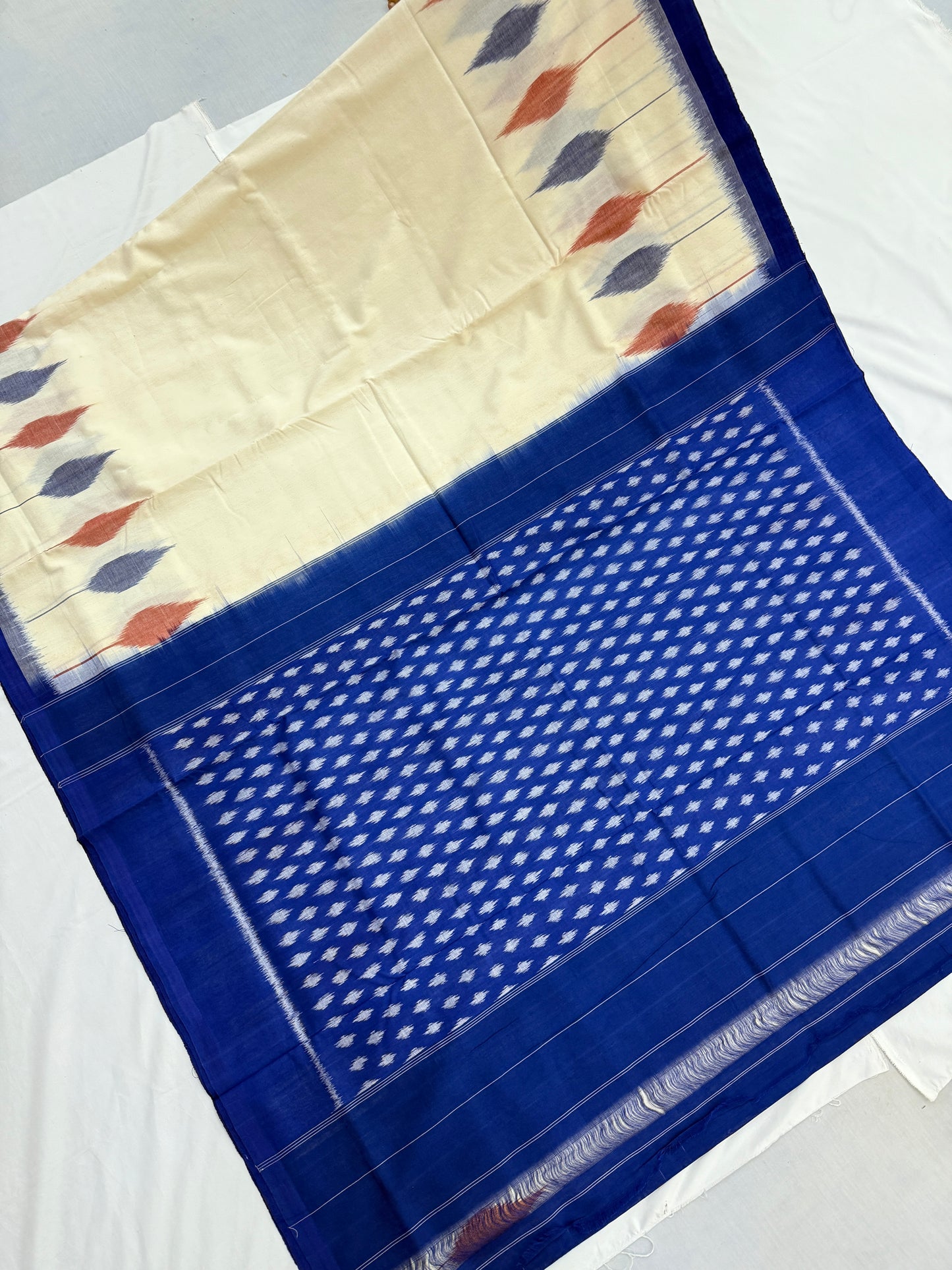 Handloom Single Ikkat Saree 09