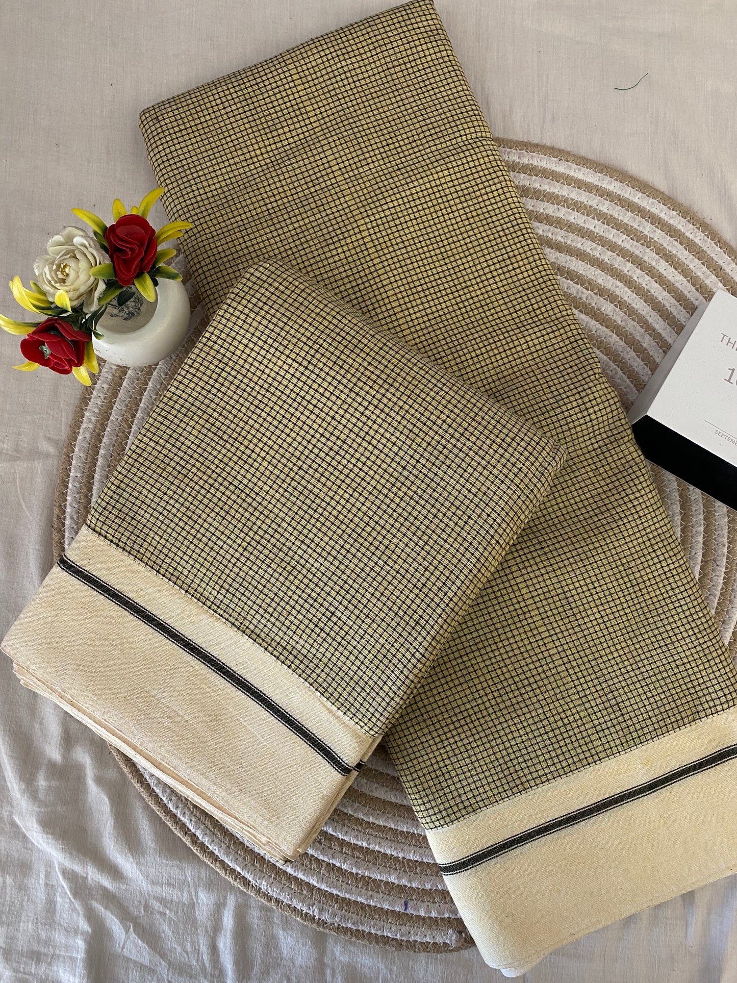 Sand Yellow Patteda Anchu Saree