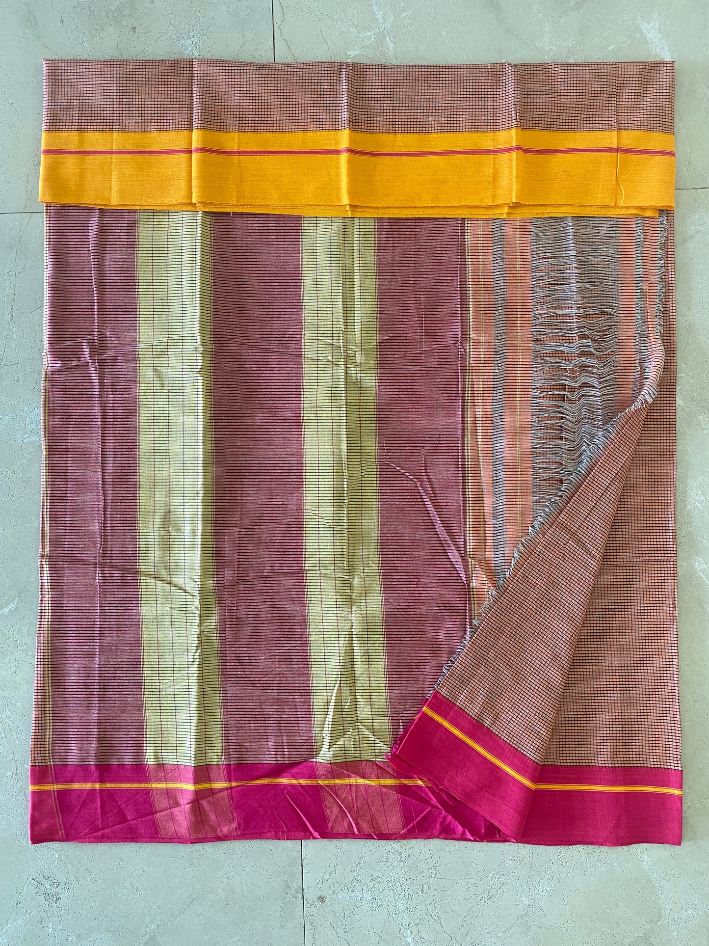 Flamingo Patteda Anchu Saree