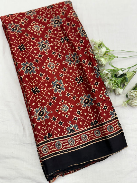 Ajrakh Lagdi Zari Pallu Saree 15