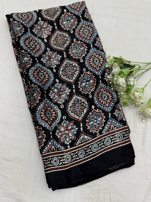 Ajrakh Lagdi Zari Pallu Saree 11