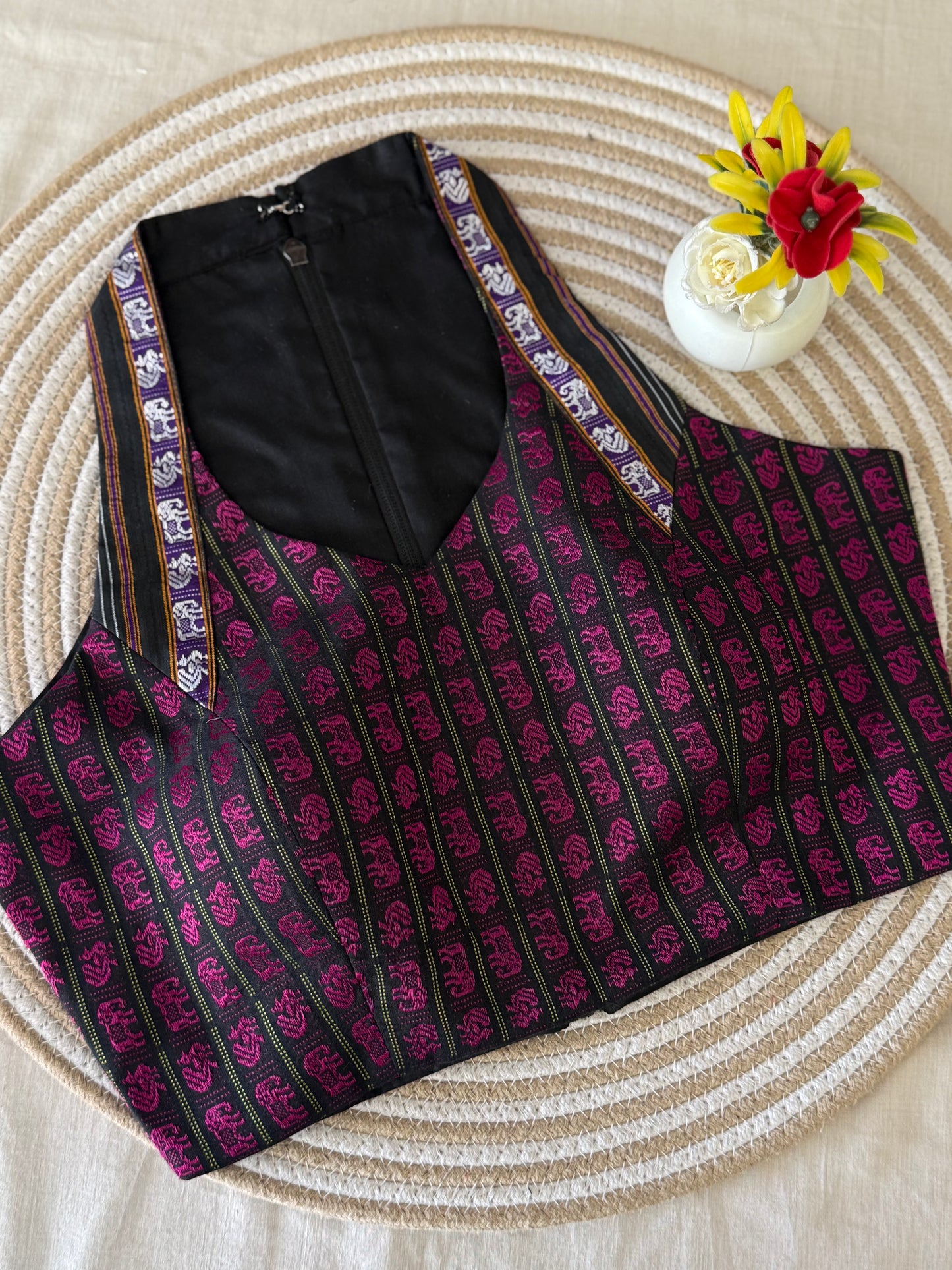 Khun Figure Halter Neck Black Magenta Blouse