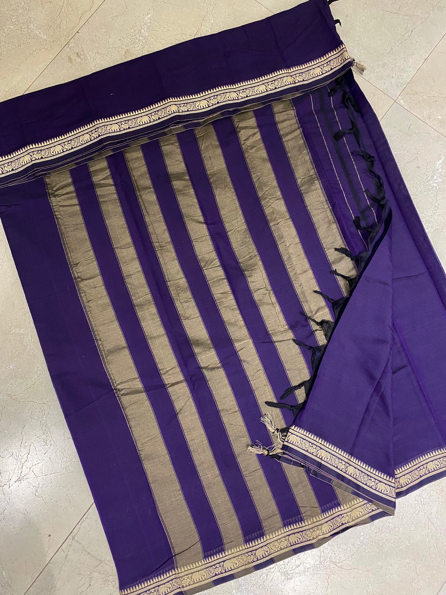 Vijaypura Elephant Border Cotton Saree - 03