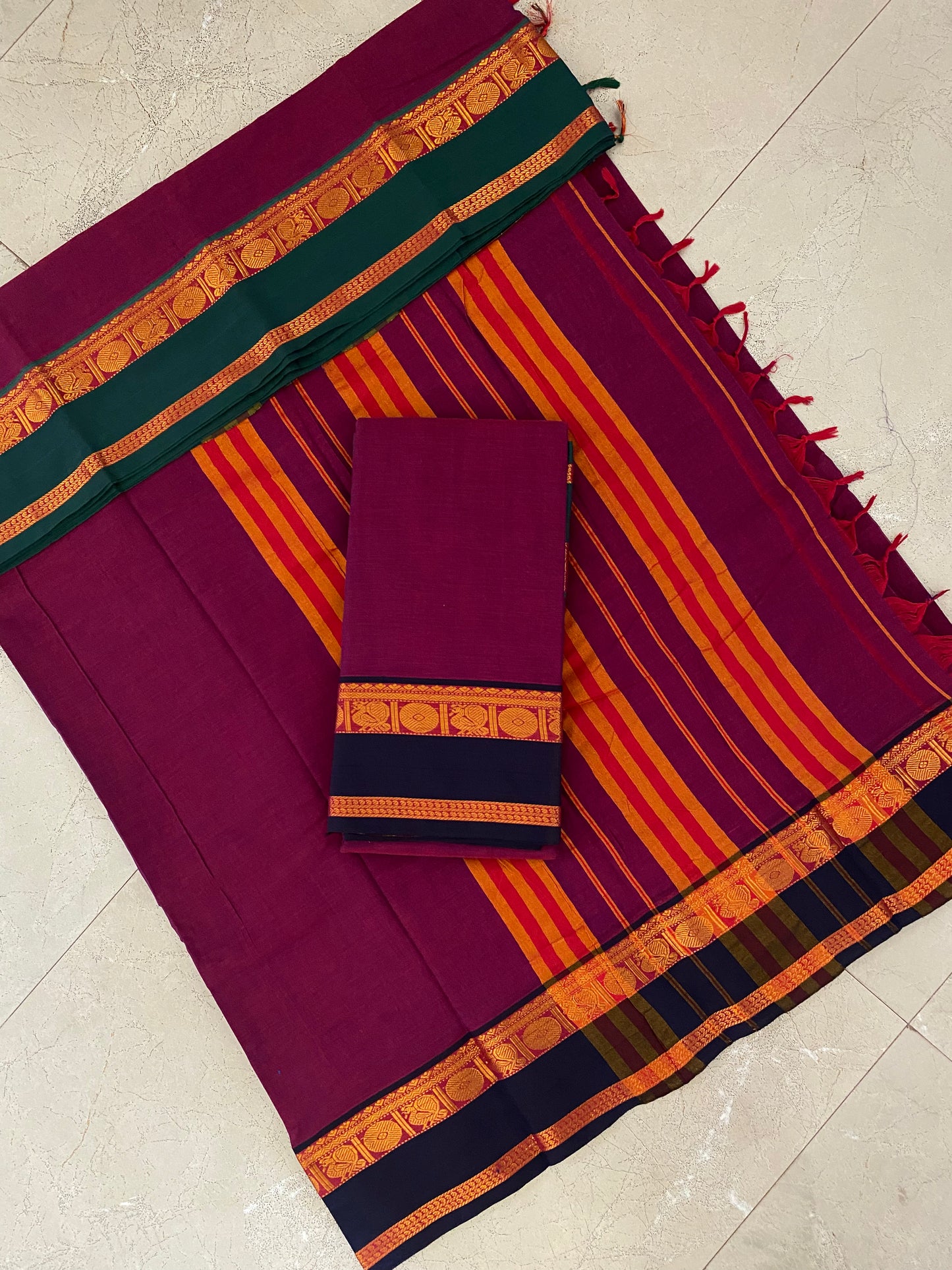 Vijaypura Peacock Border Cotton Saree - 08