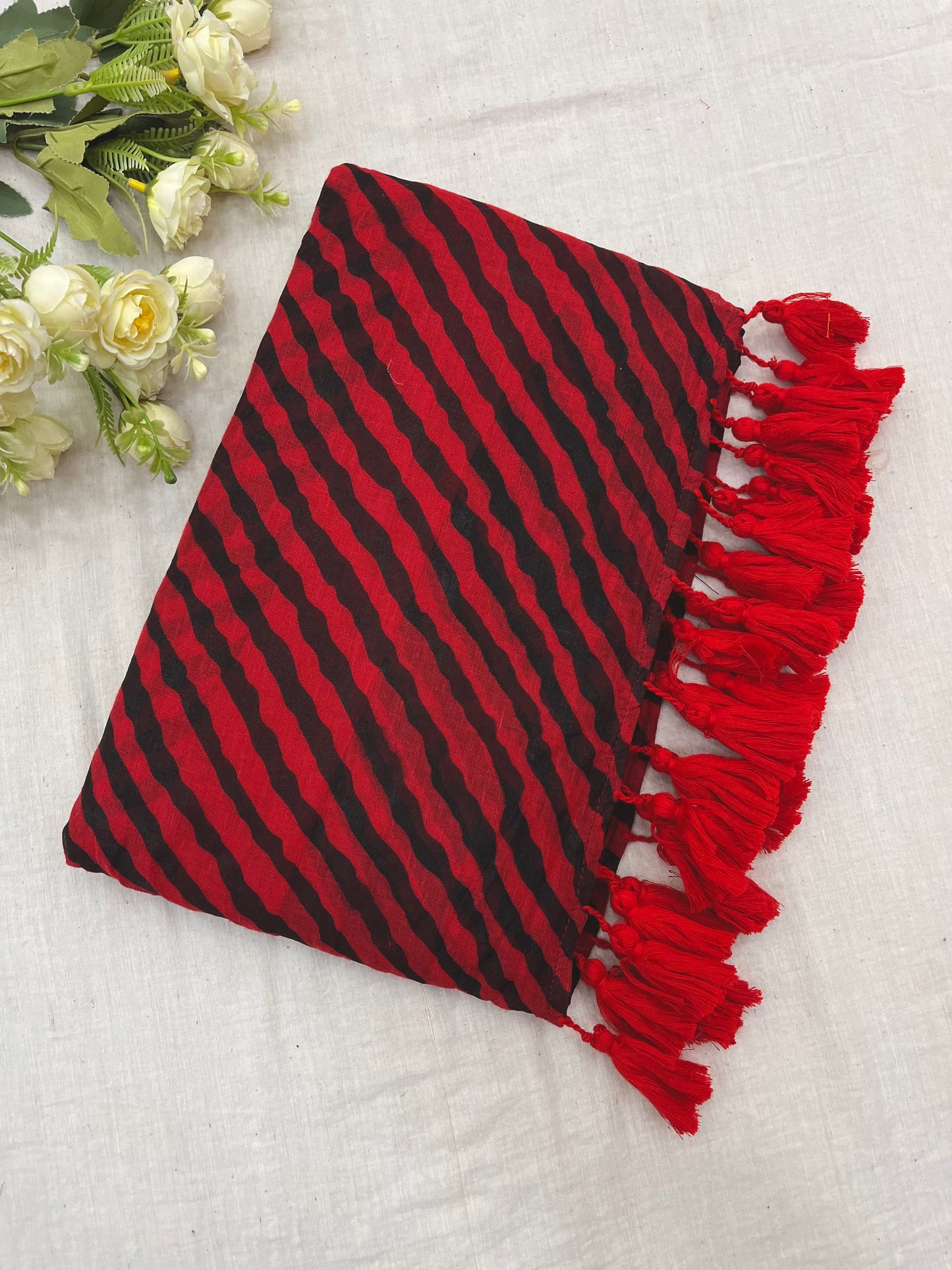 Red Black Lehriya Mulmul Saree