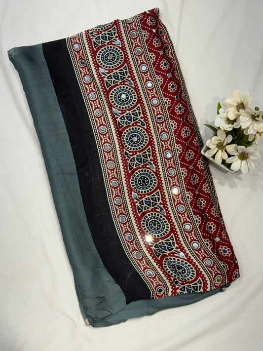 Ajrakh Plain Glued Mirror Work Saree 05