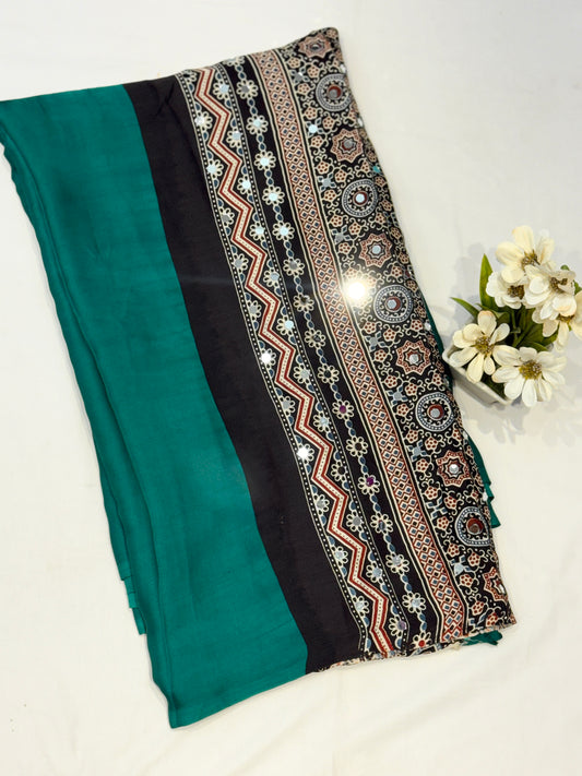 Ajrakh Plain Glued Mirror Work Saree 02