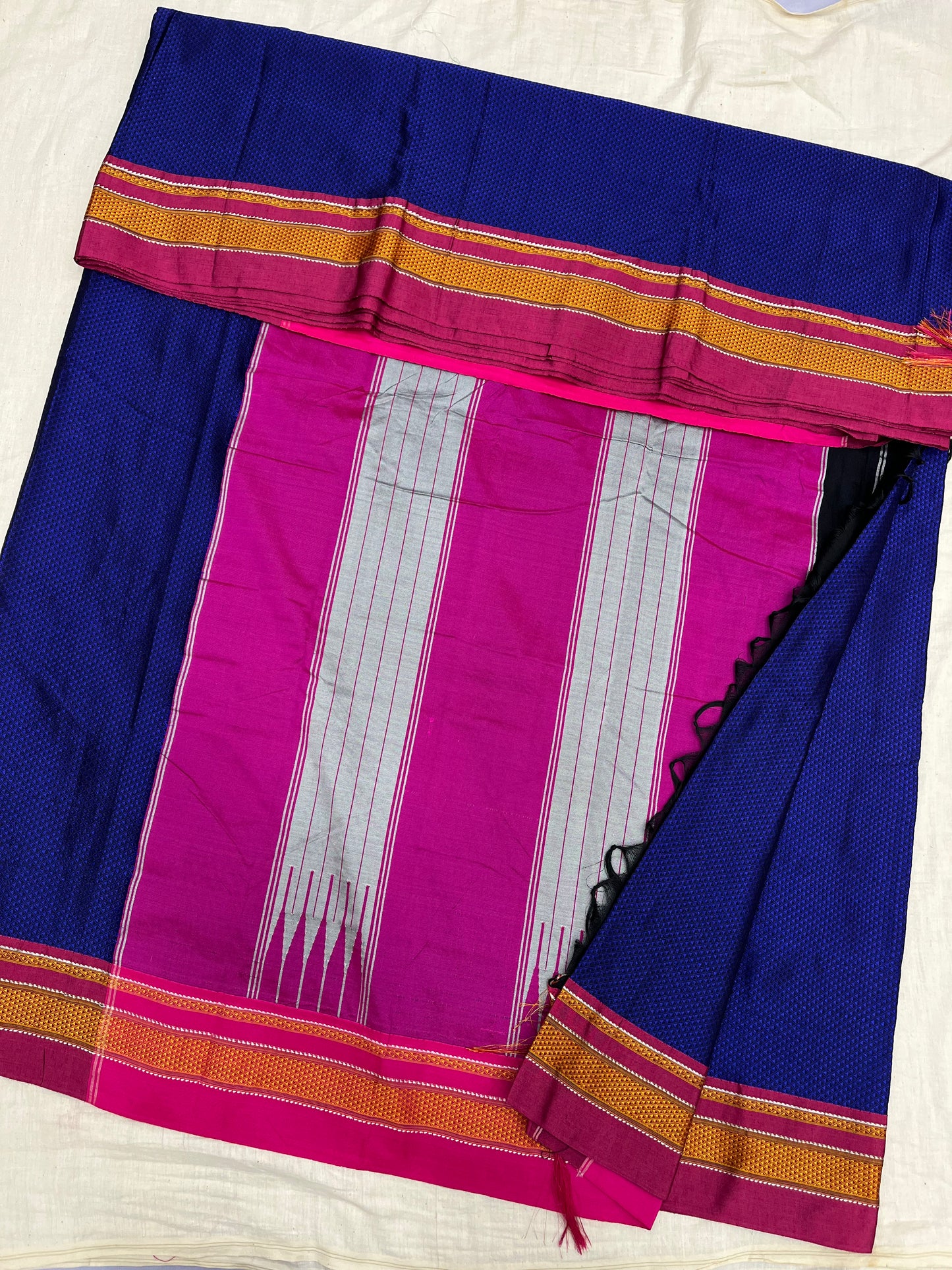 Blue Pink Border Khun Saree