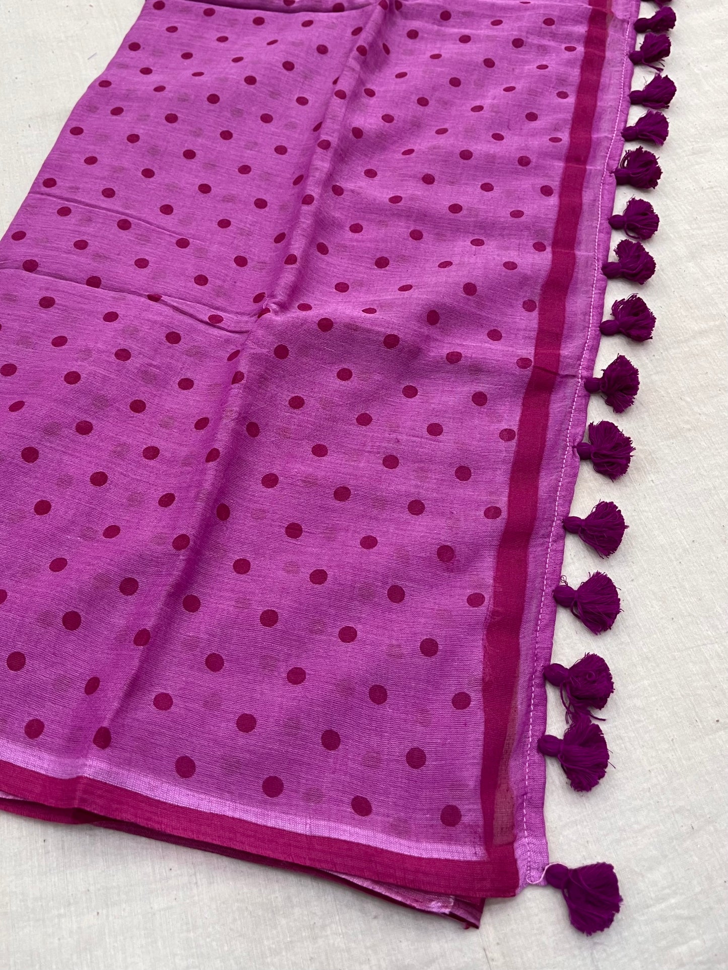 Lilac Dotted Mulmul Saree