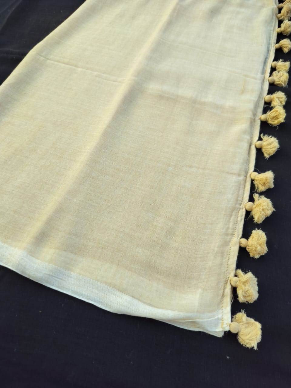 Sand Mulmul Saree